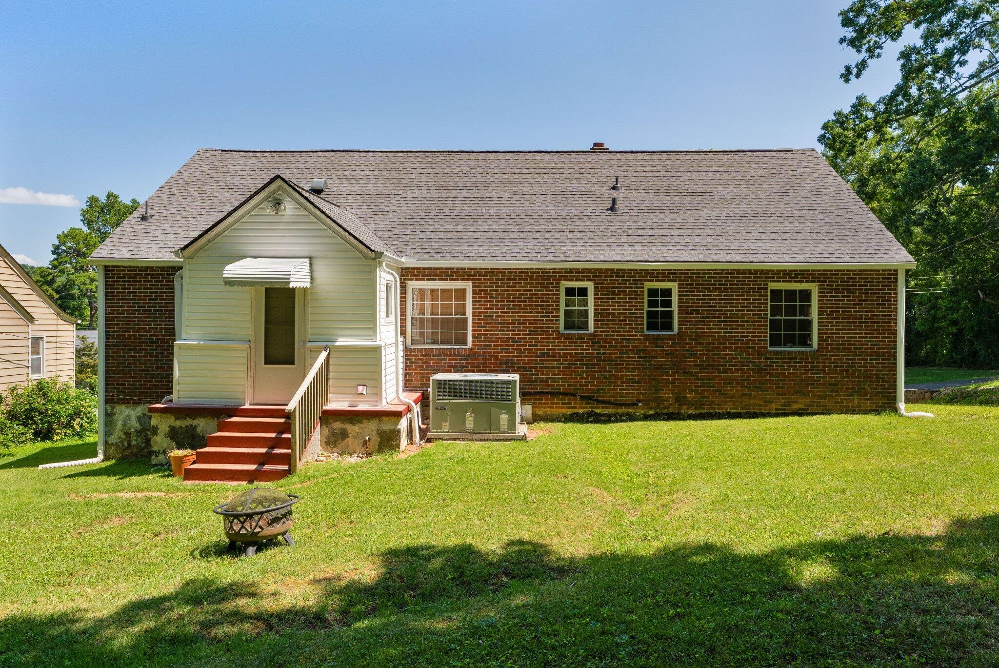 110 Forsythe Street