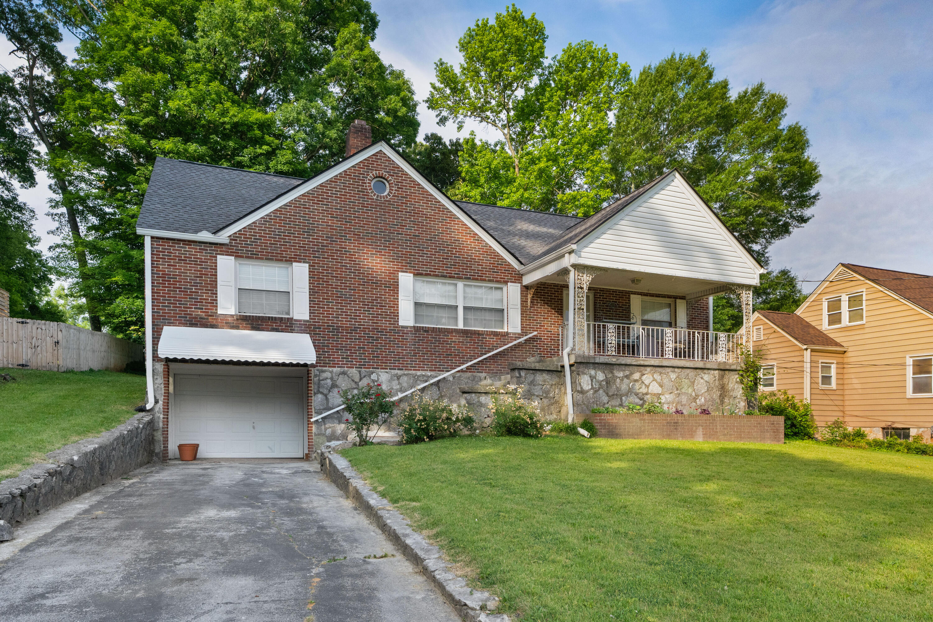 110 Forsythe Street