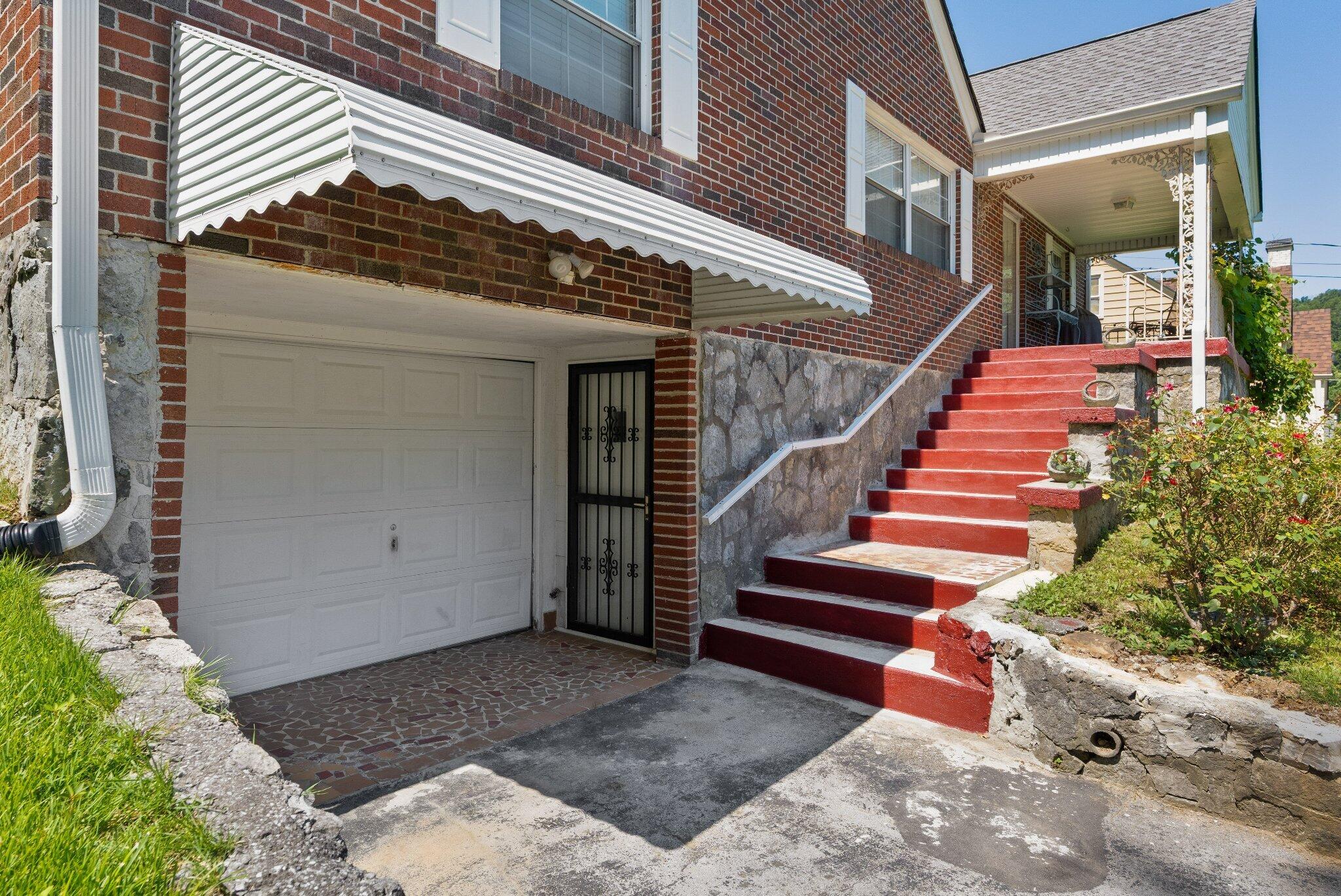 110 Forsythe Street
