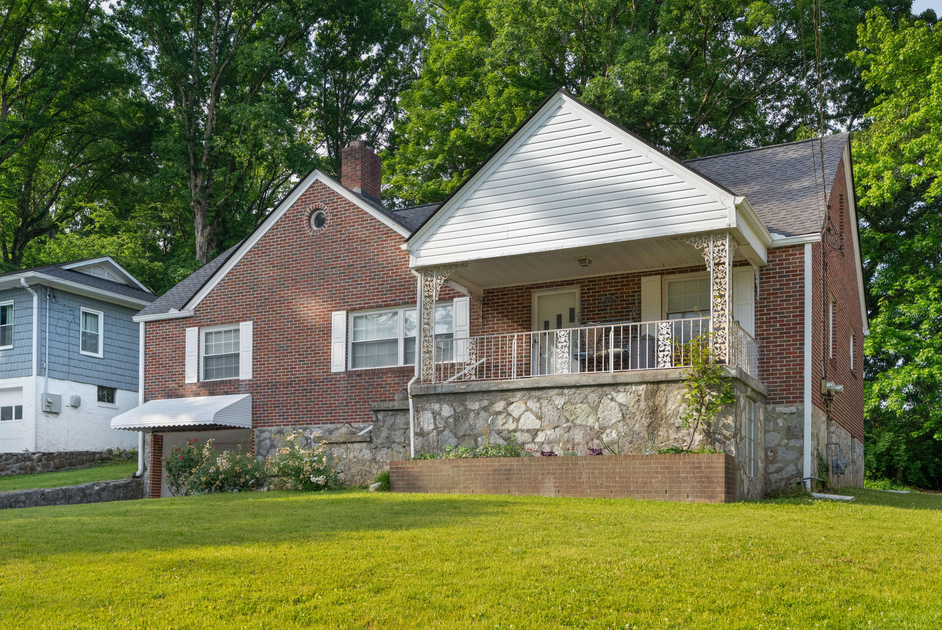 110 Forsythe Street