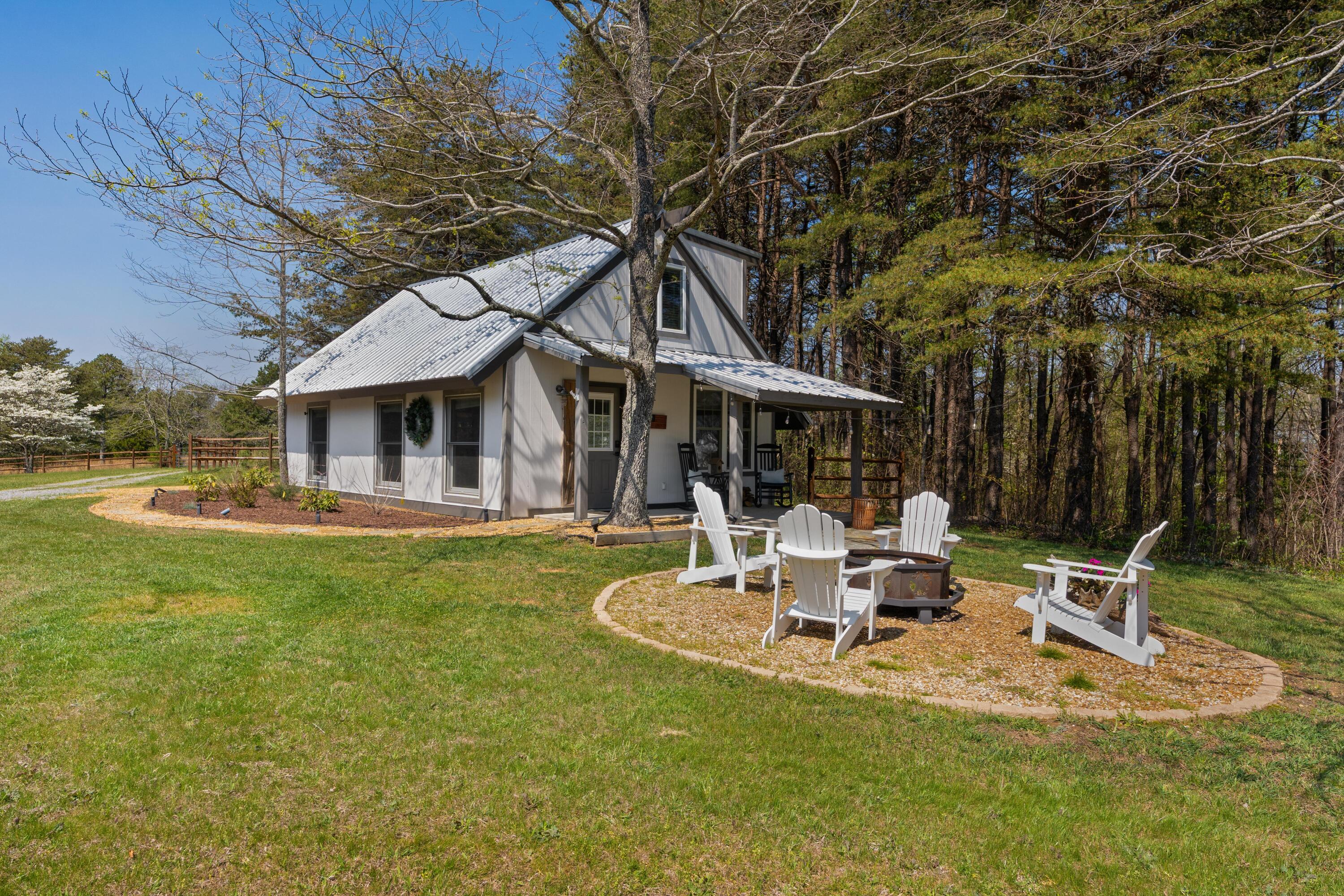 12855 Hwy 157