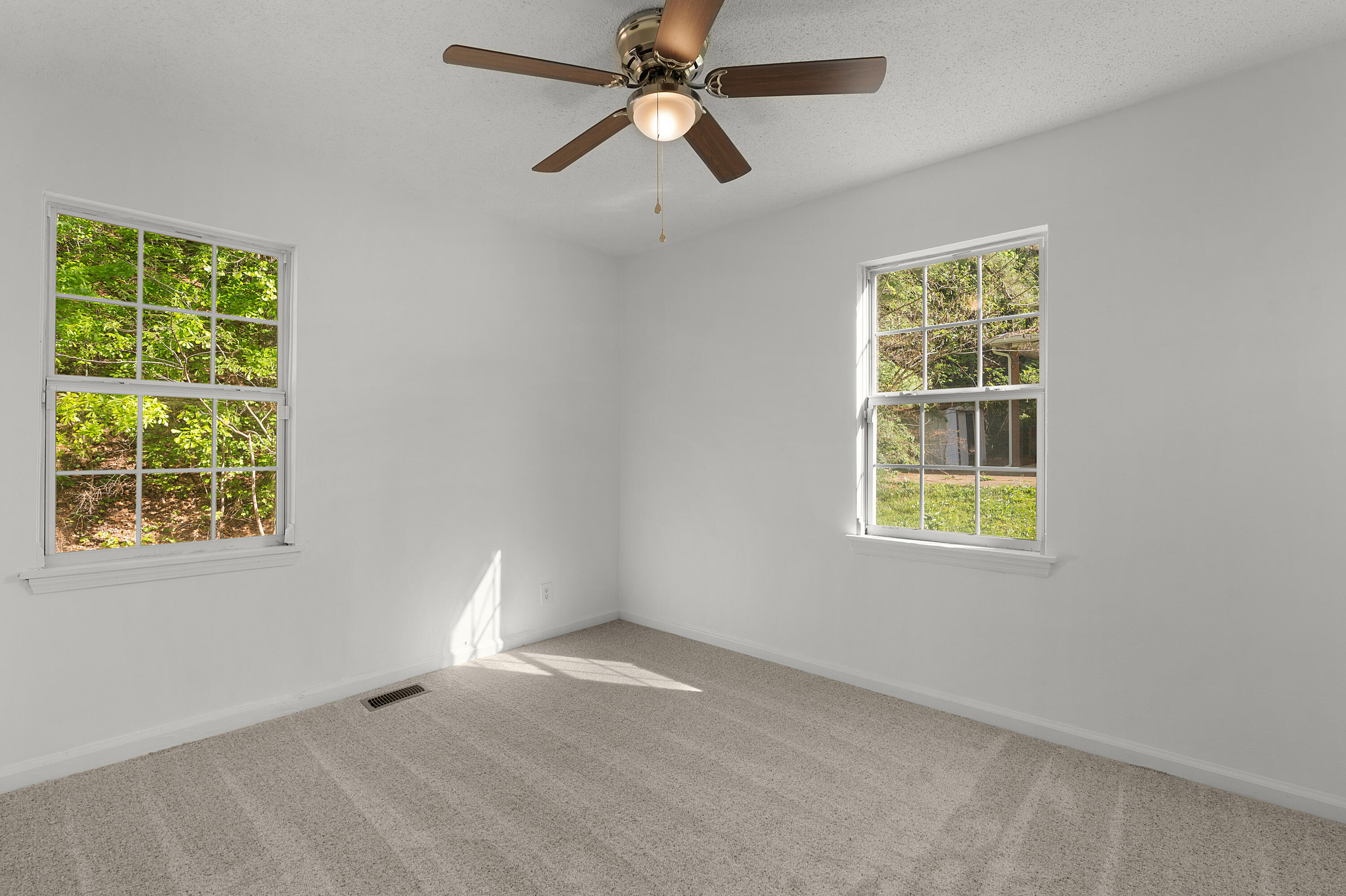 1631 Dogwood Drive