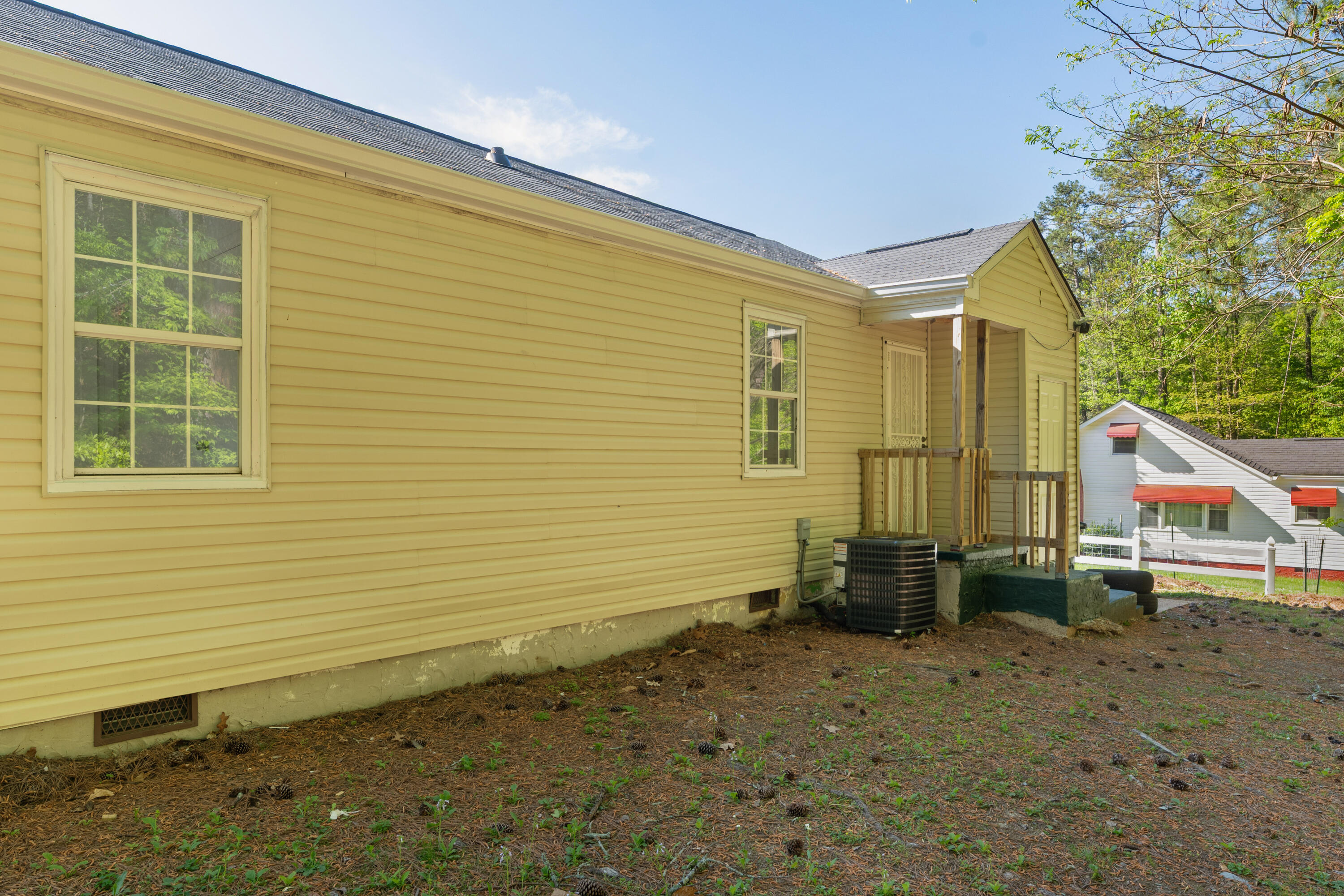 1631 Dogwood Drive