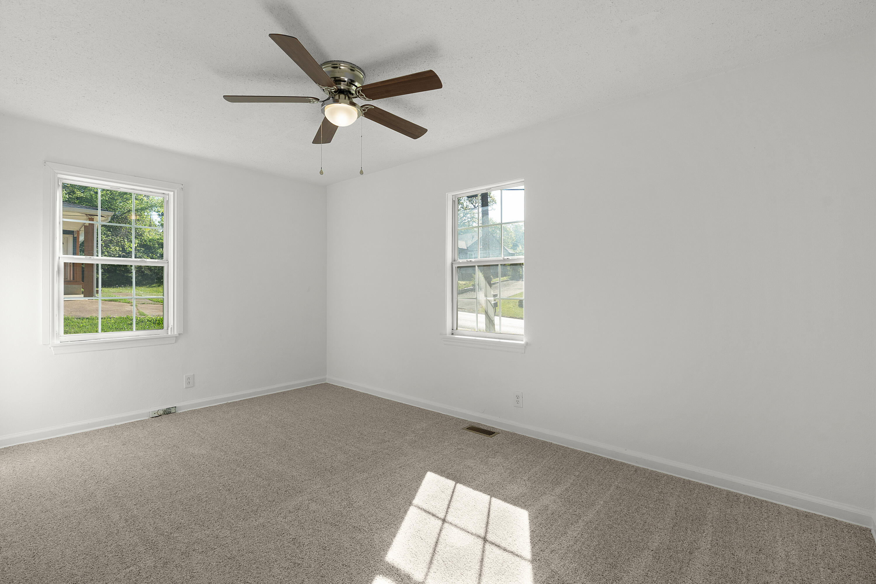 1631 Dogwood Drive