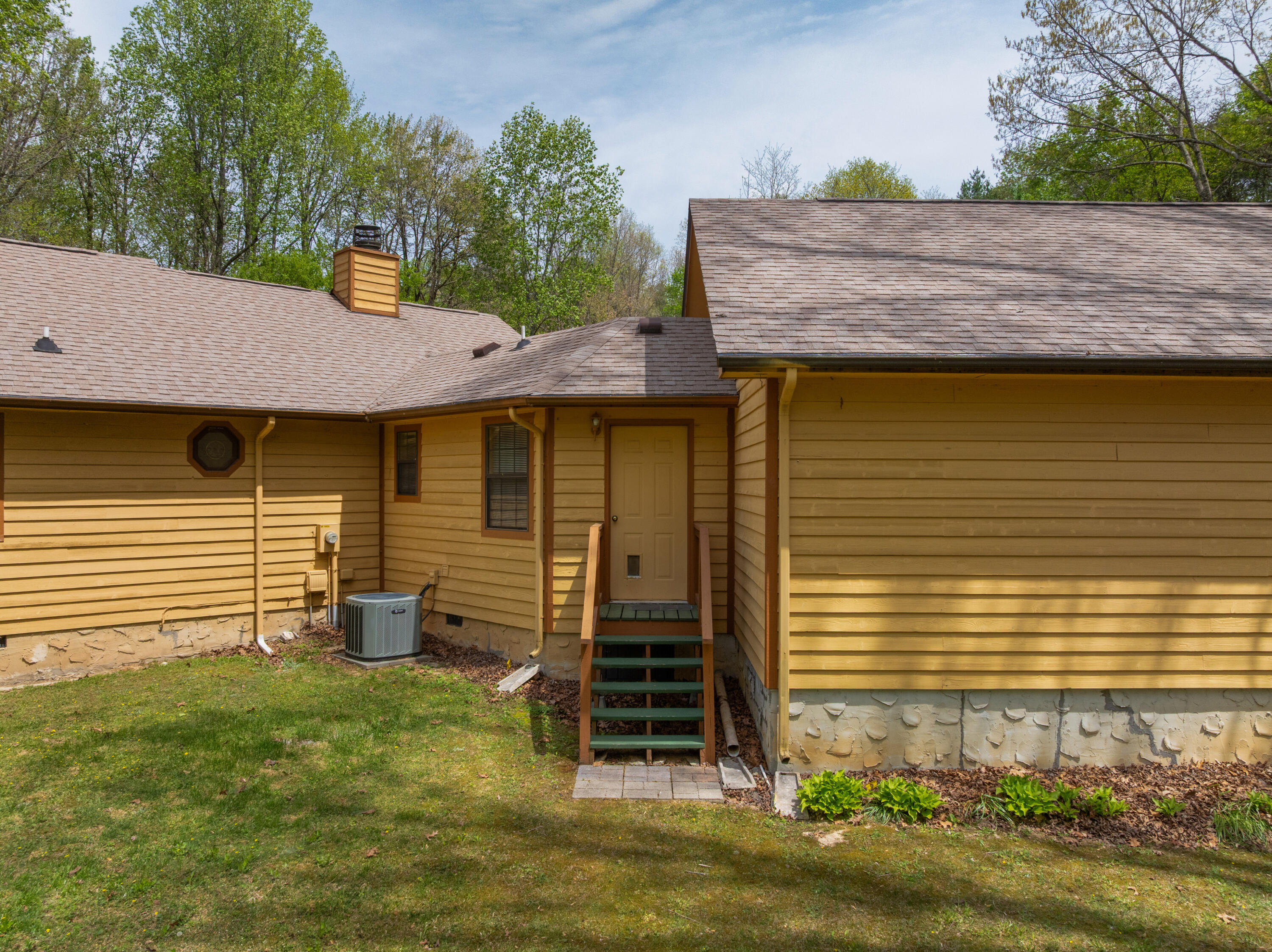 420 Dixie Lane