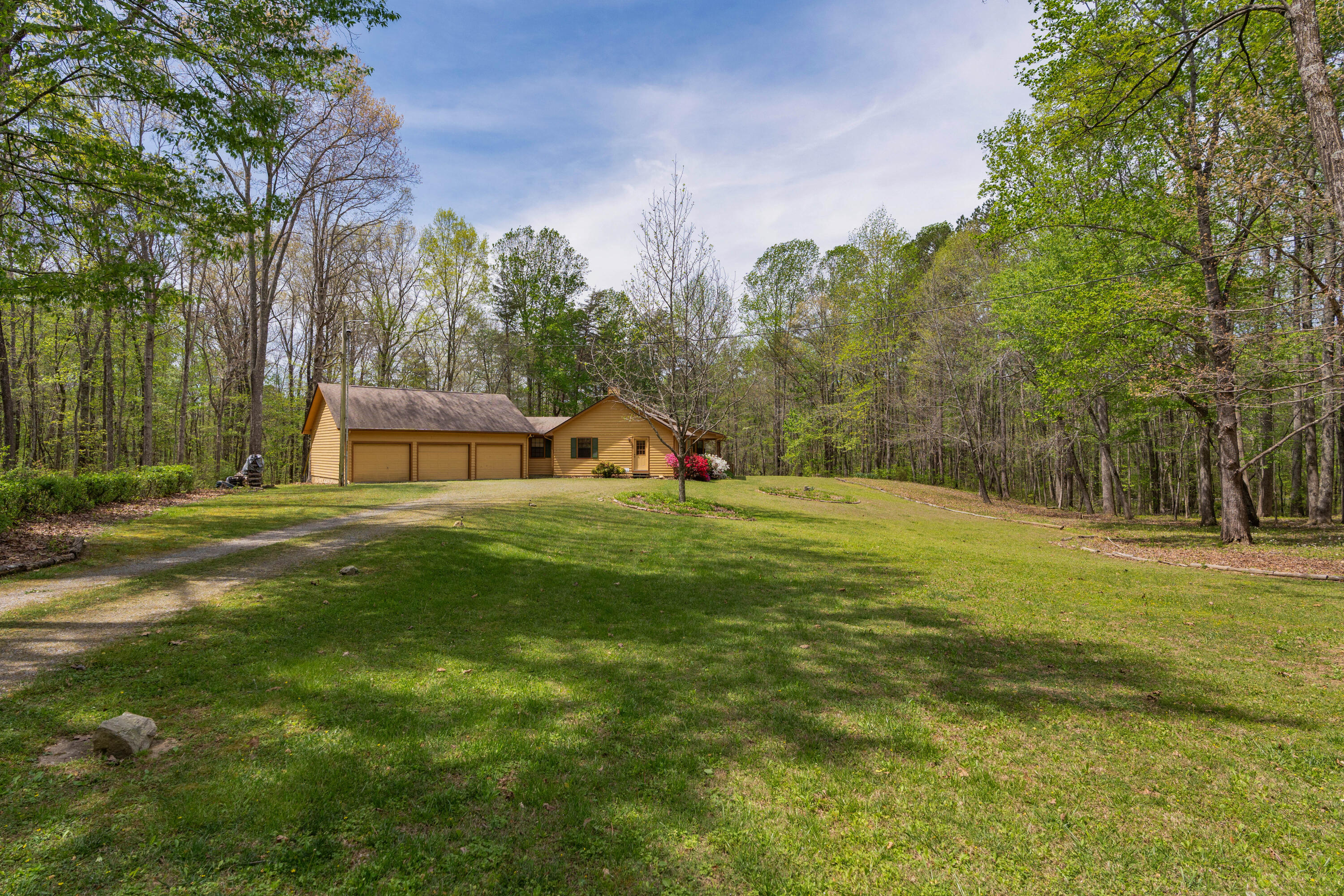 420 Dixie Lane