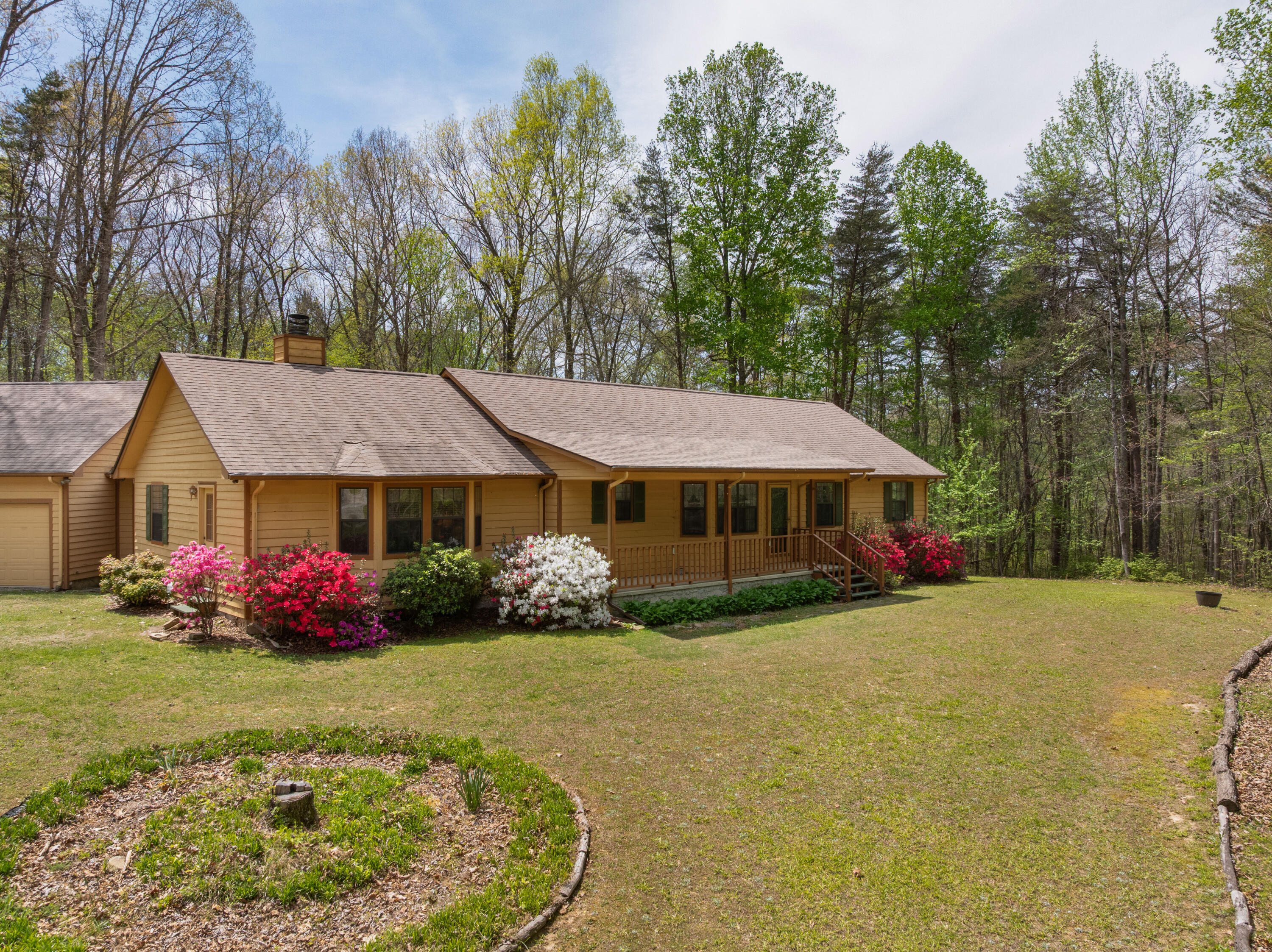 420 Dixie Lane