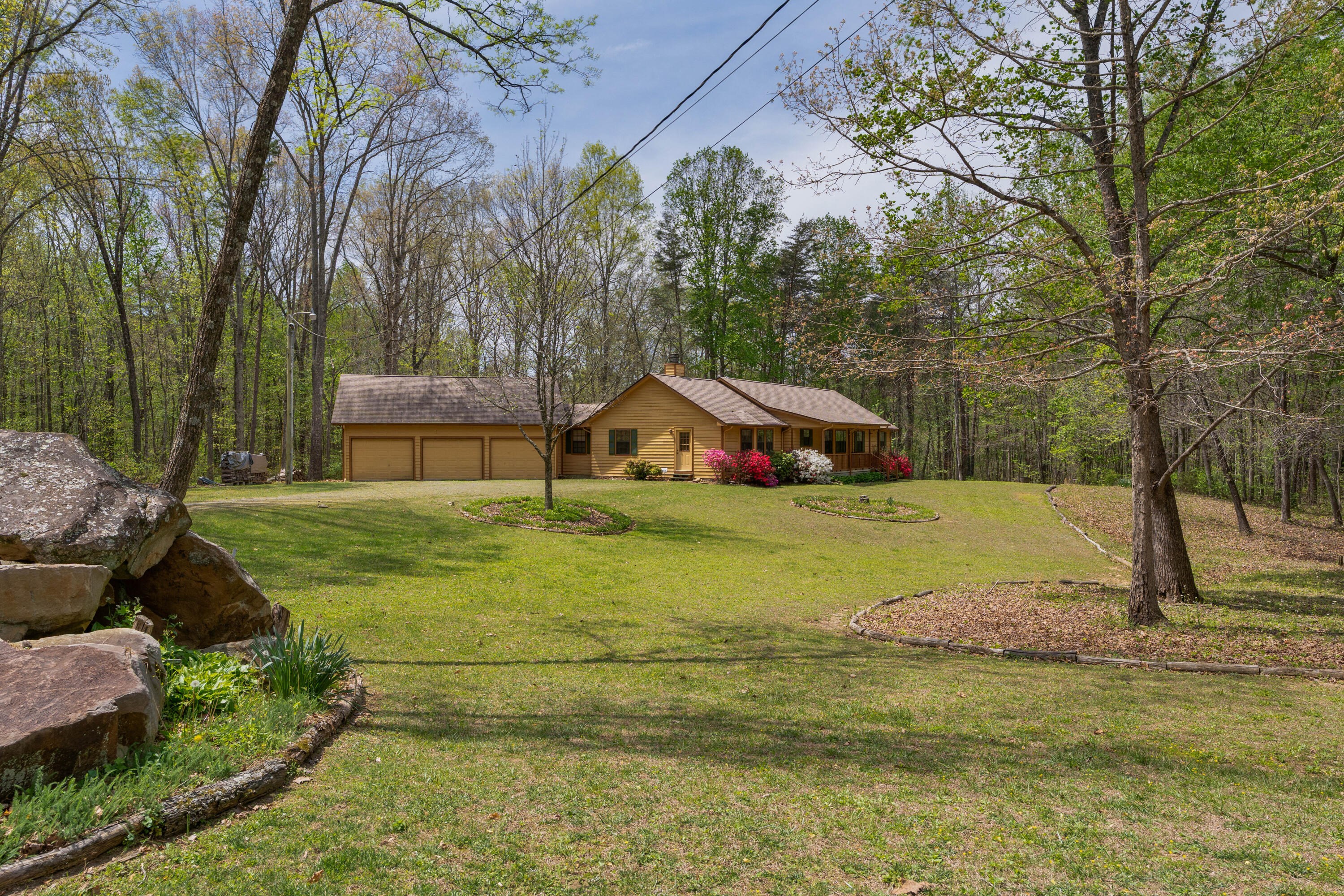 420 Dixie Lane