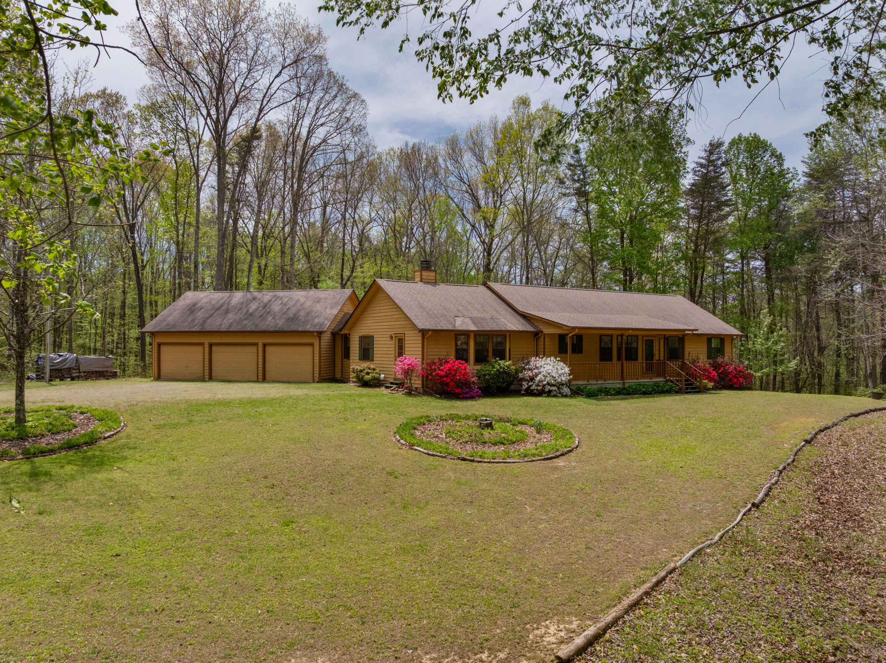 420 Dixie Lane