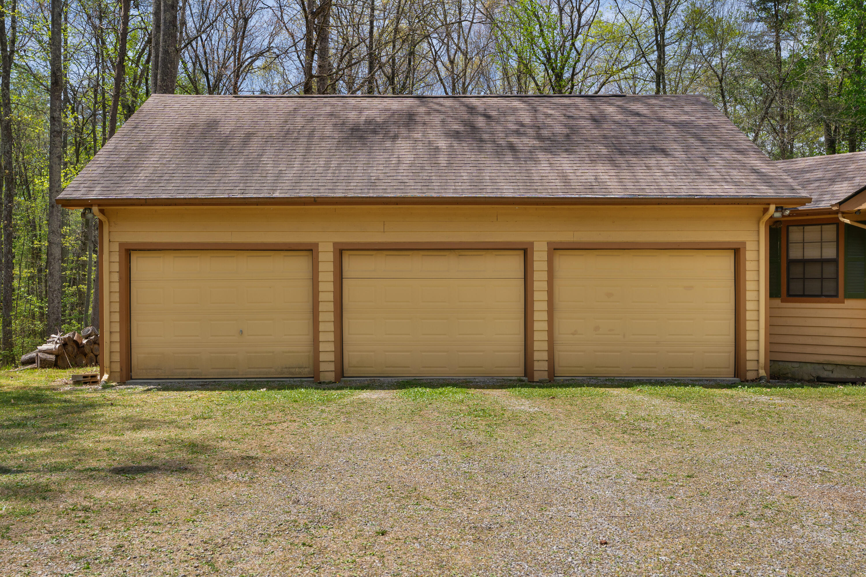 420 Dixie Lane