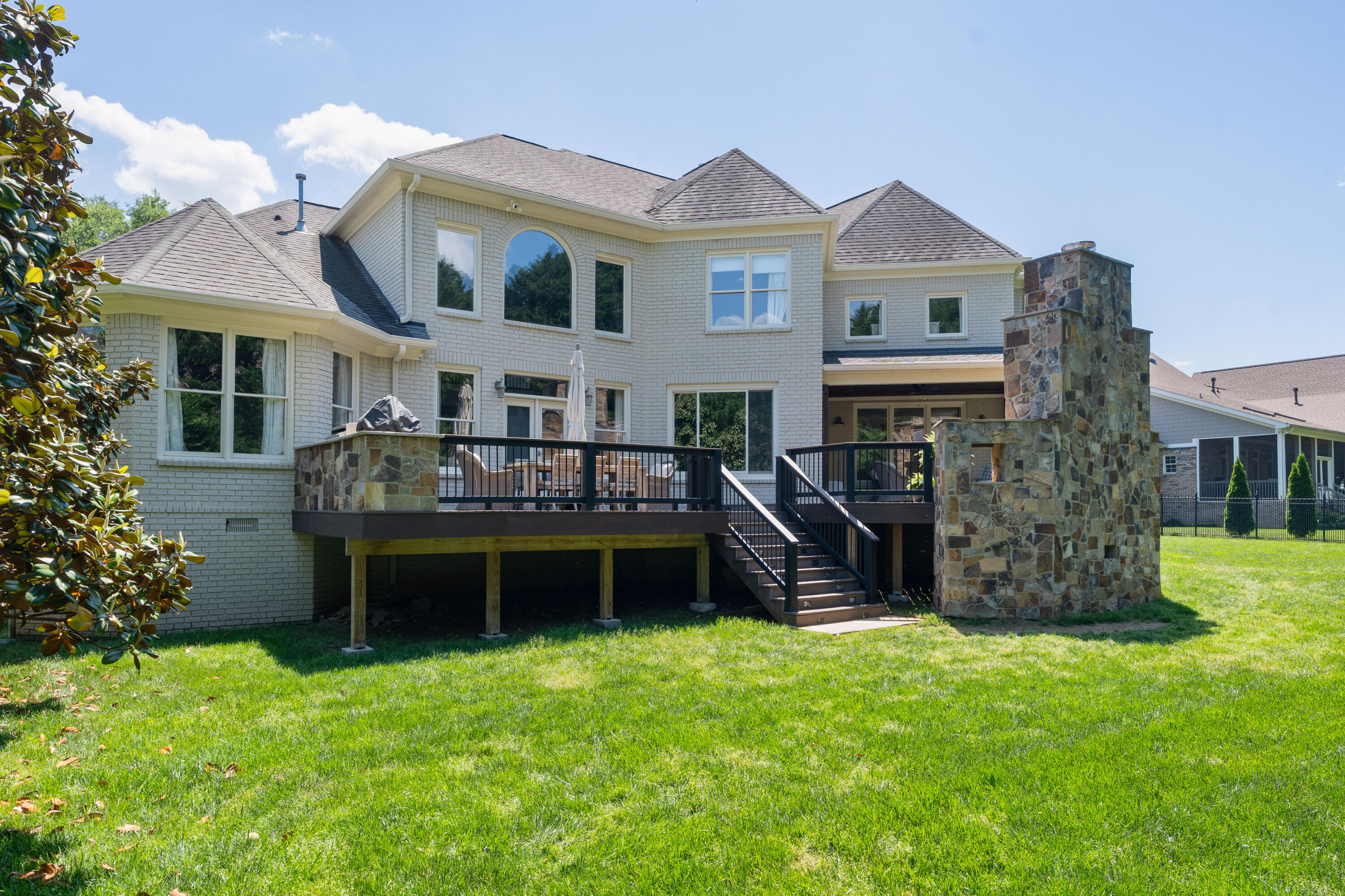 1282 Enclave Road