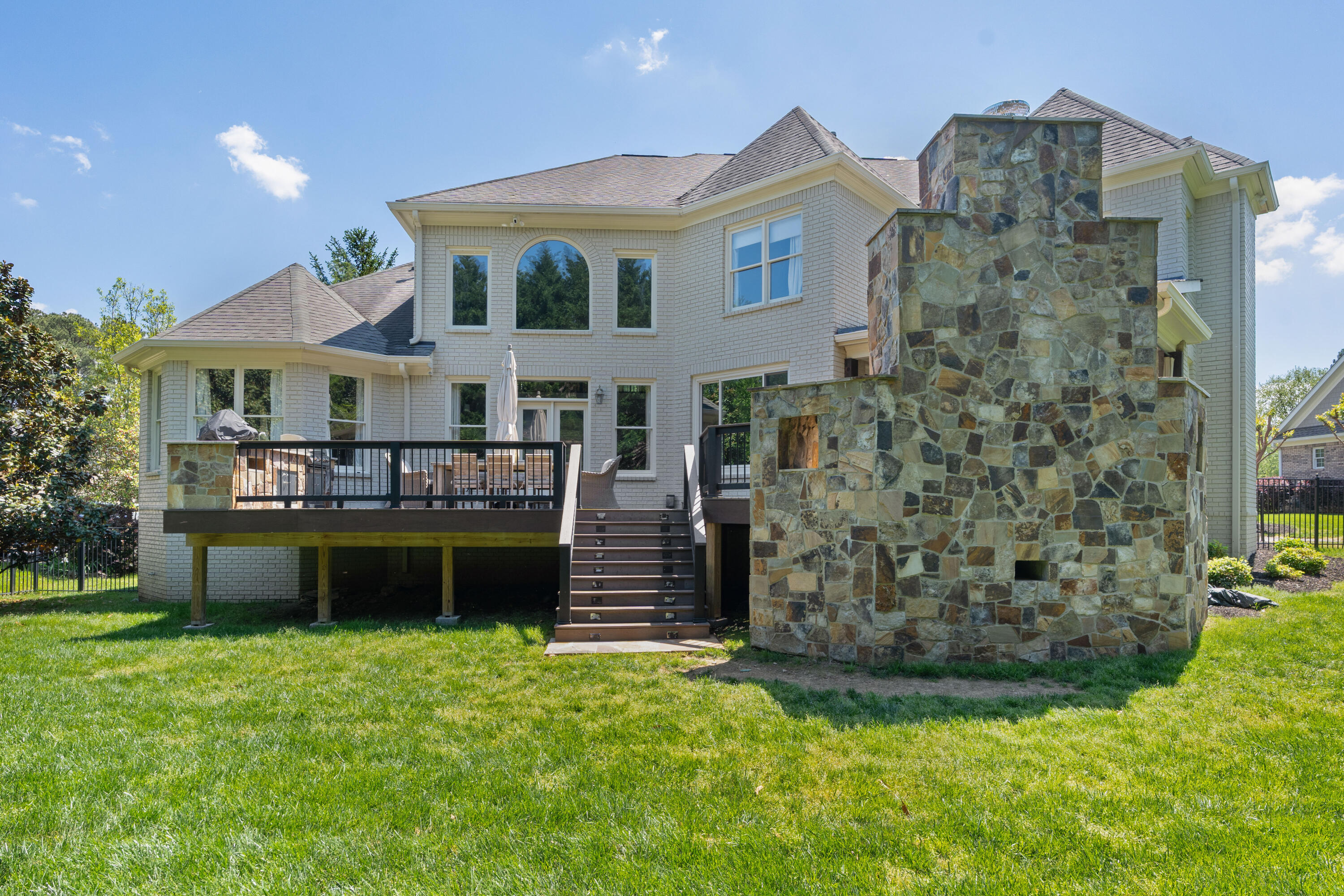 1282 Enclave Road