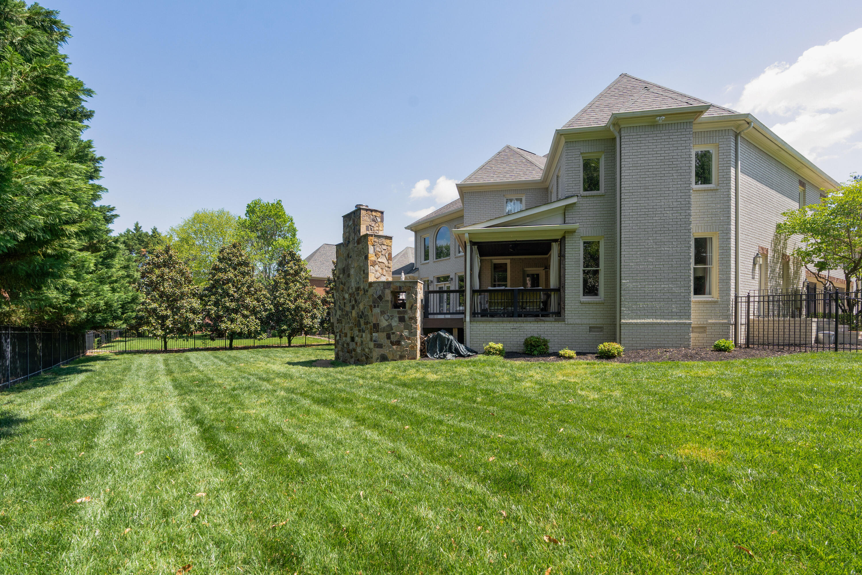 1282 Enclave Road