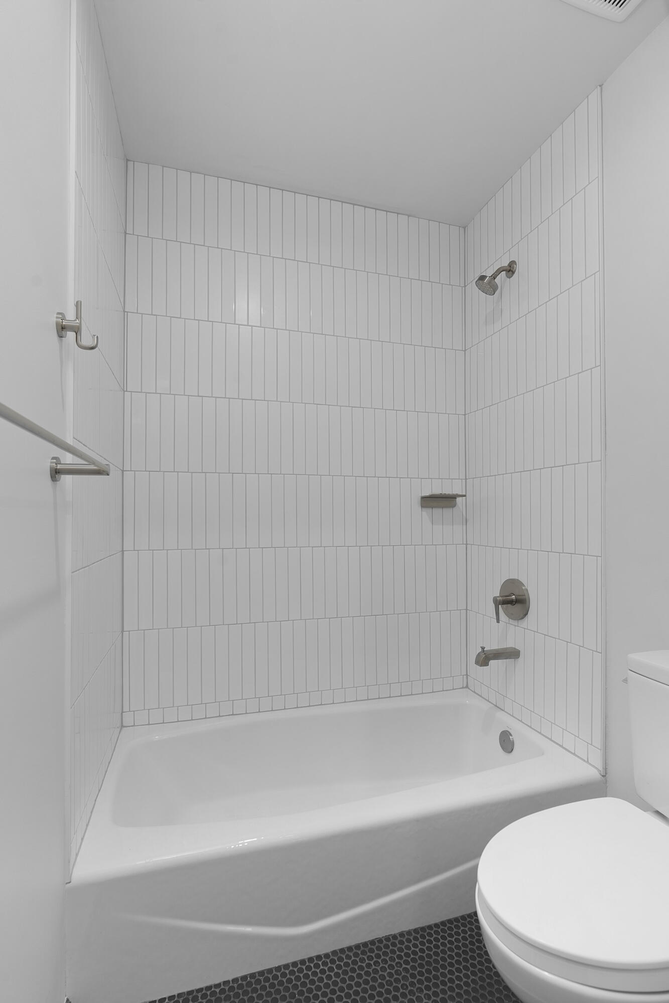 1939 Central Avenue, 429