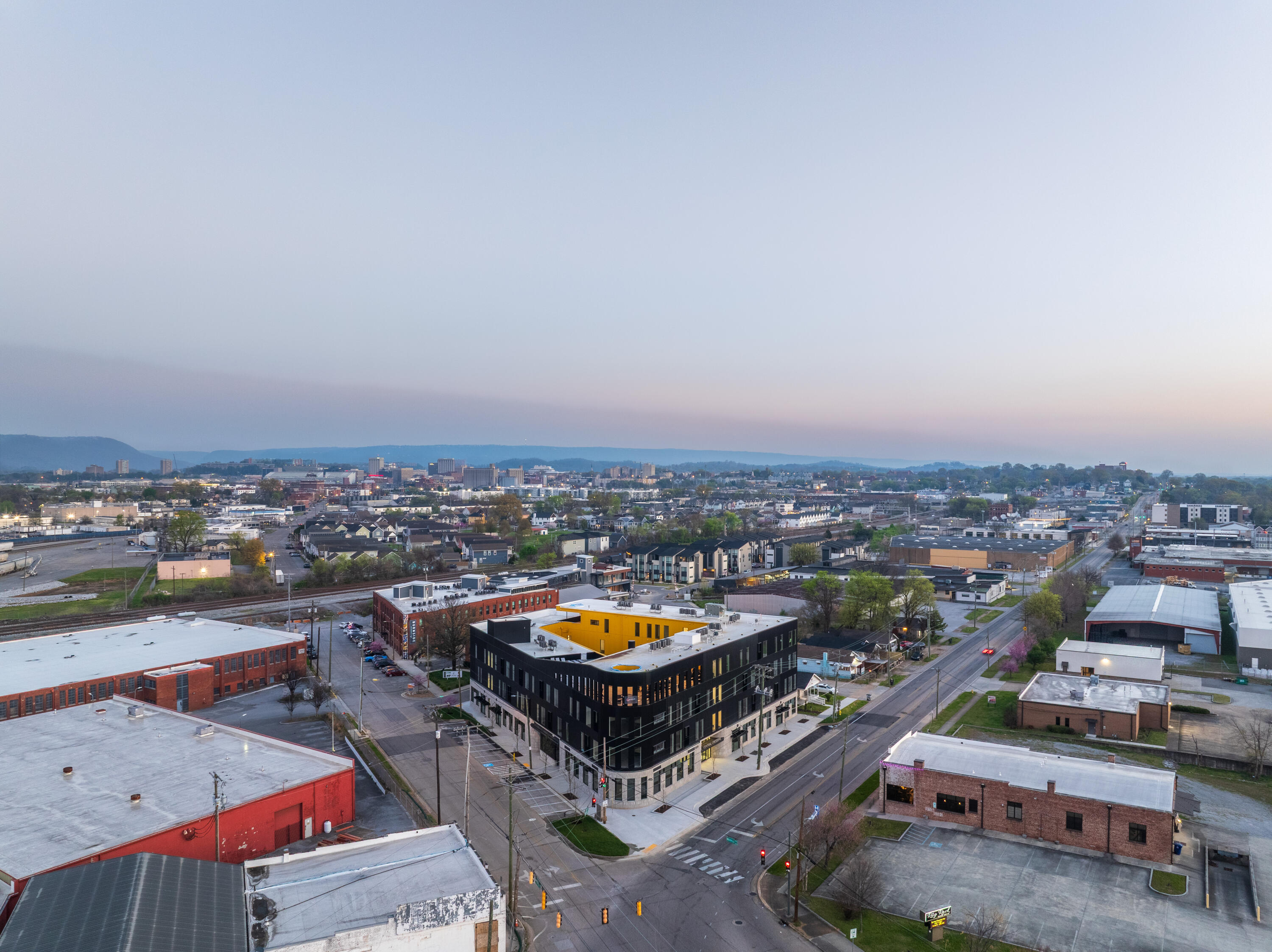 1939 Central Avenue, 429