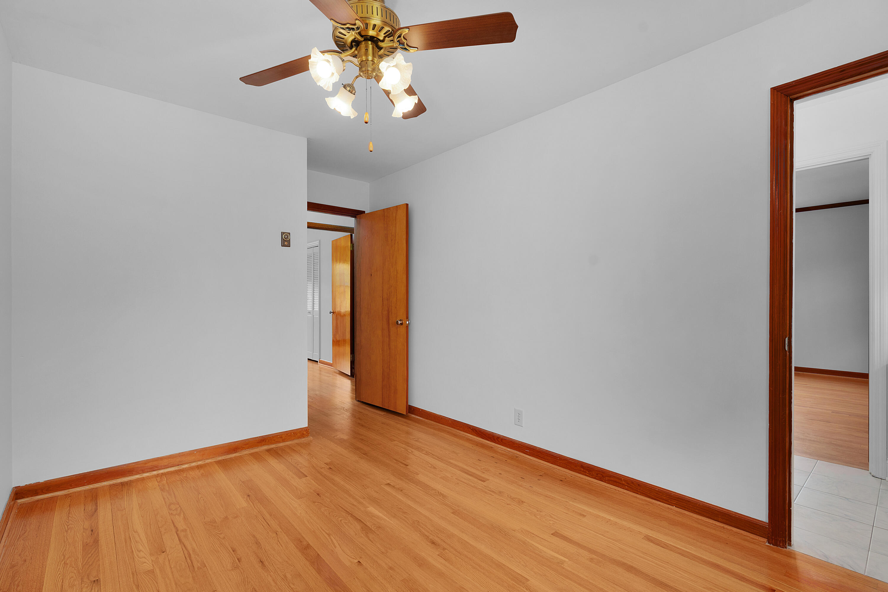 5814 Crestview Drive