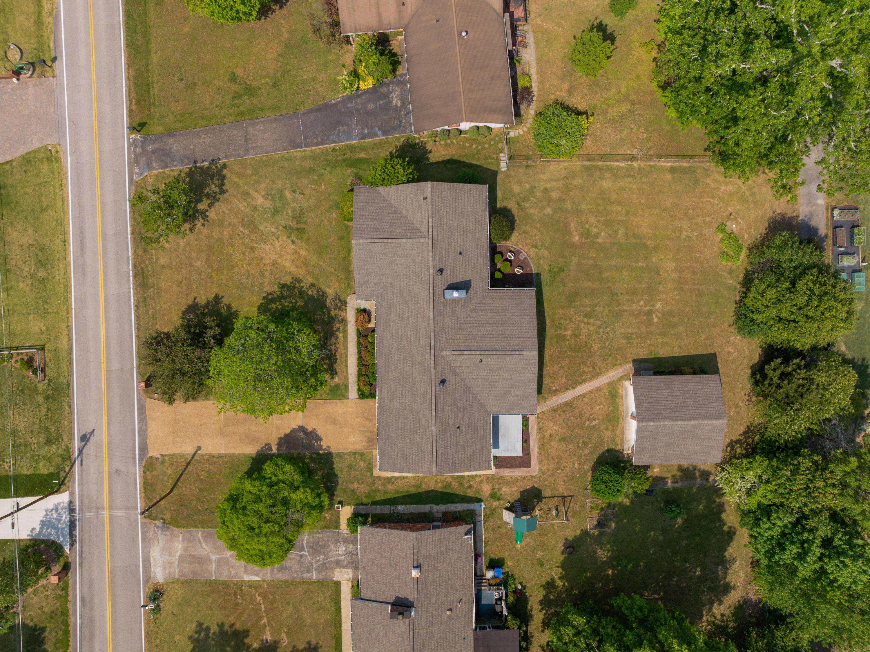 5814 Crestview Drive