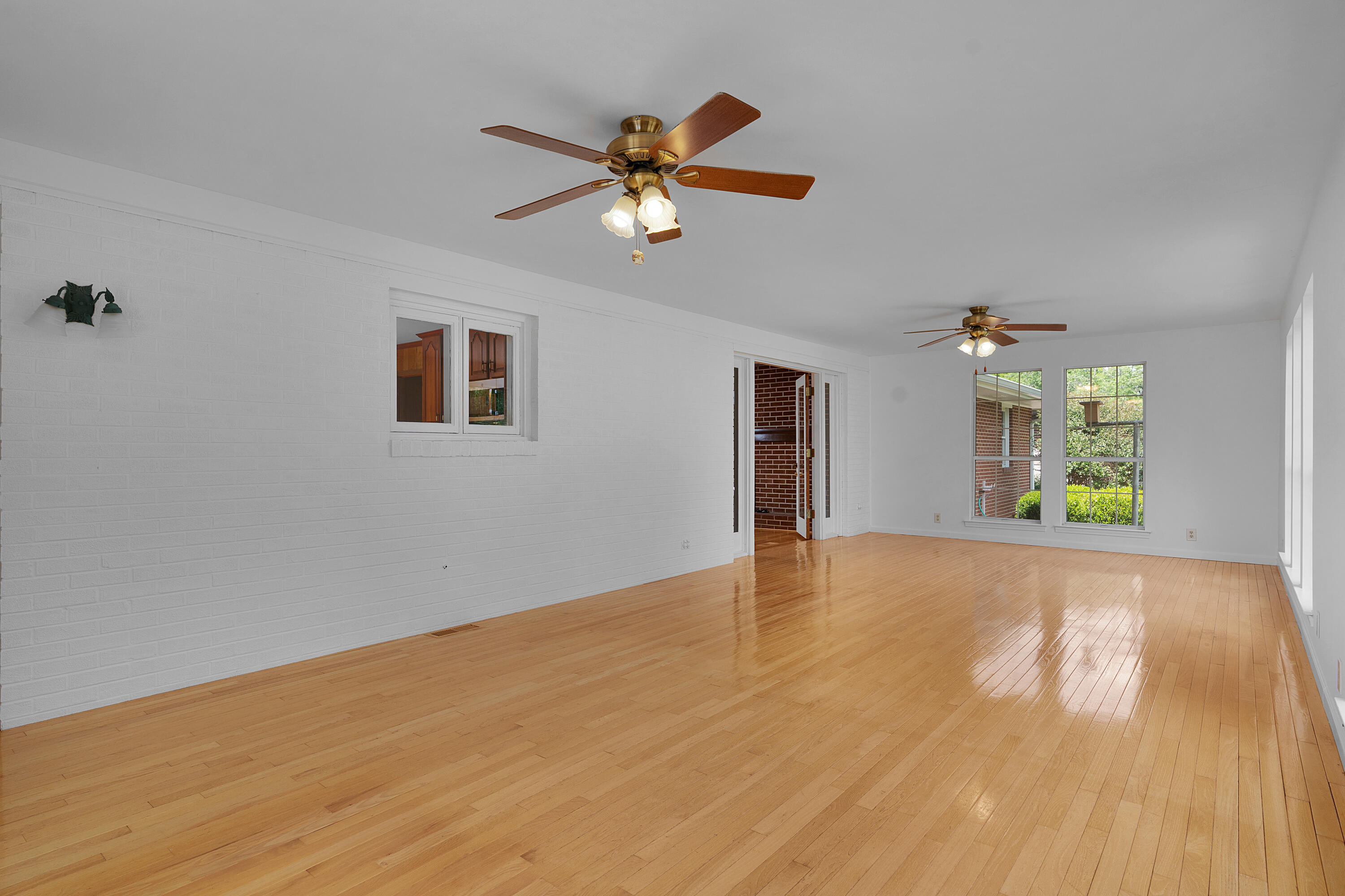 5814 Crestview Drive
