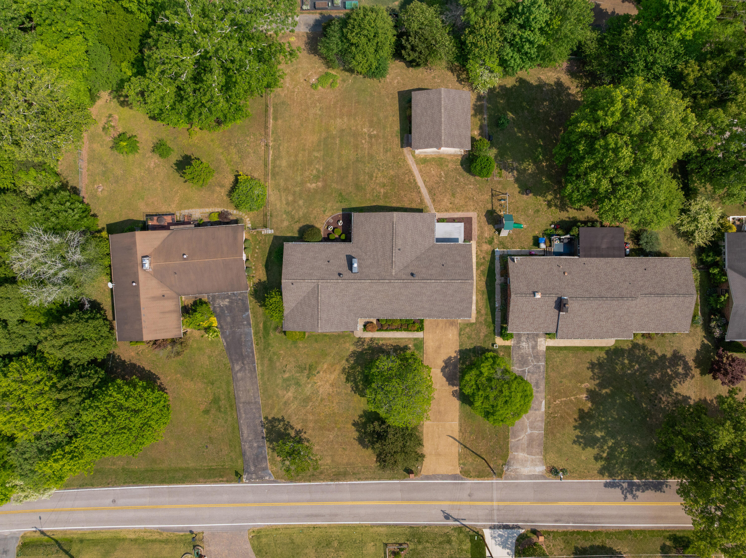 5814 Crestview Drive