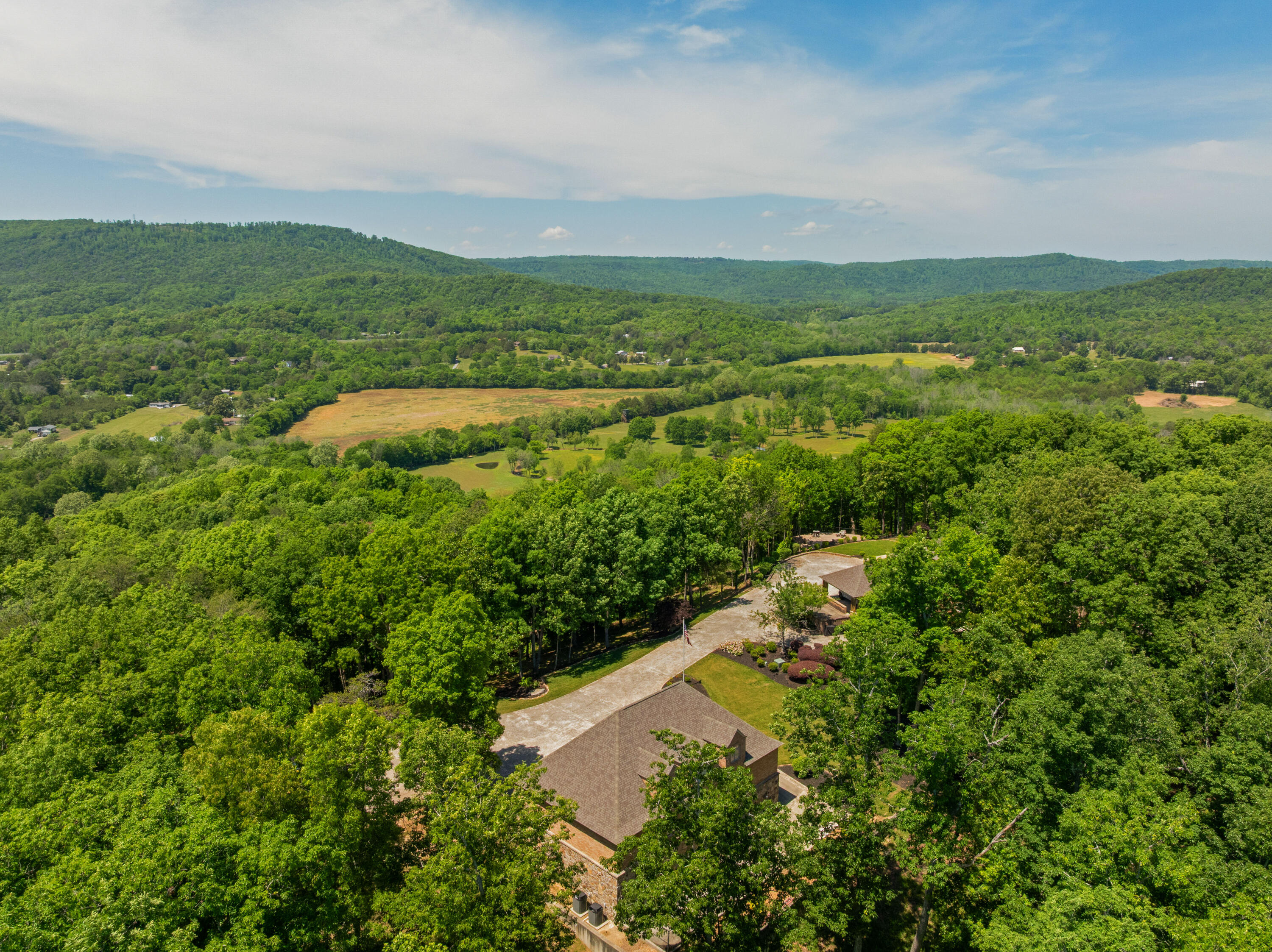 911 New England Road