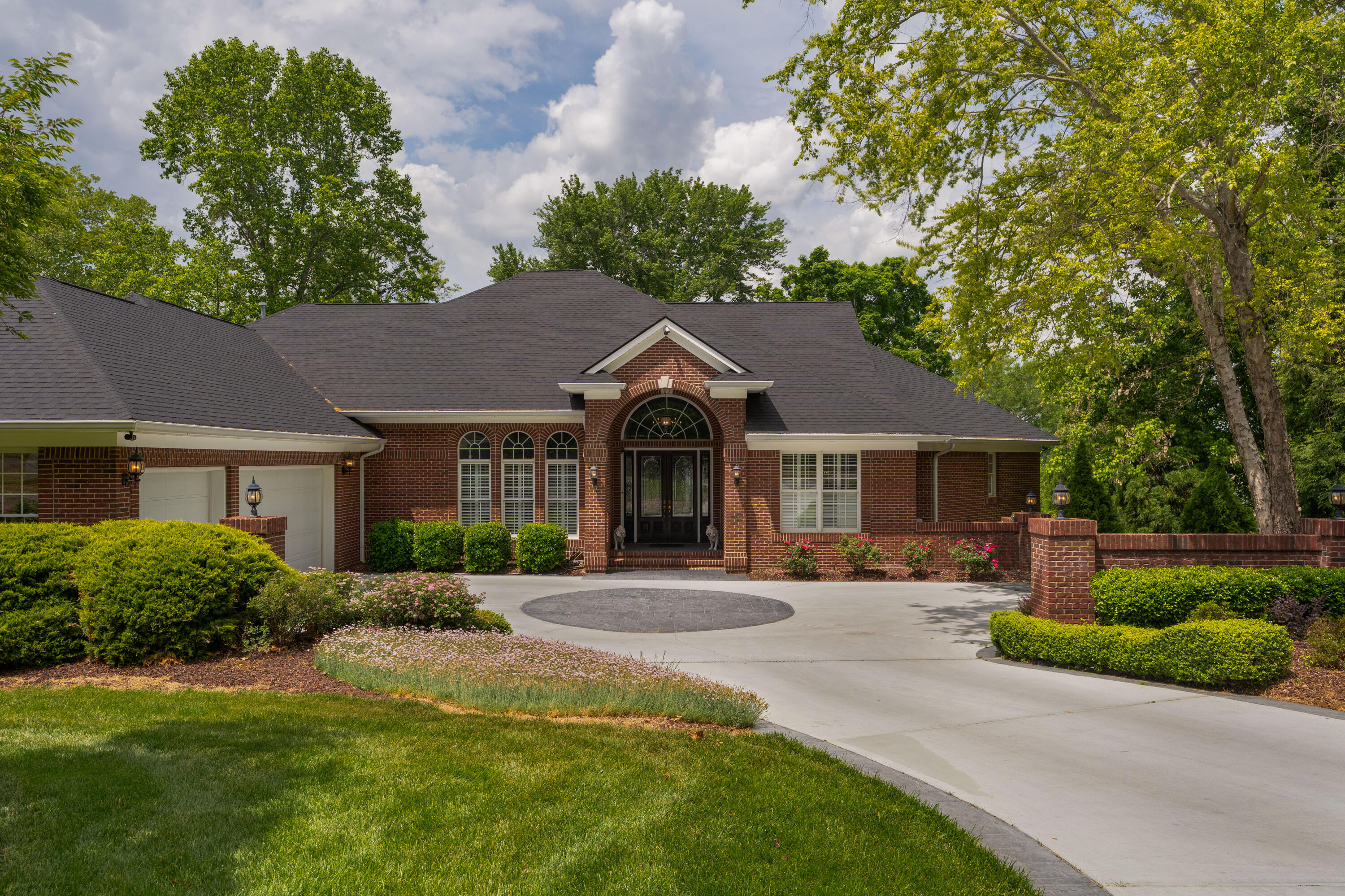 4925 Bal Harbor Circle