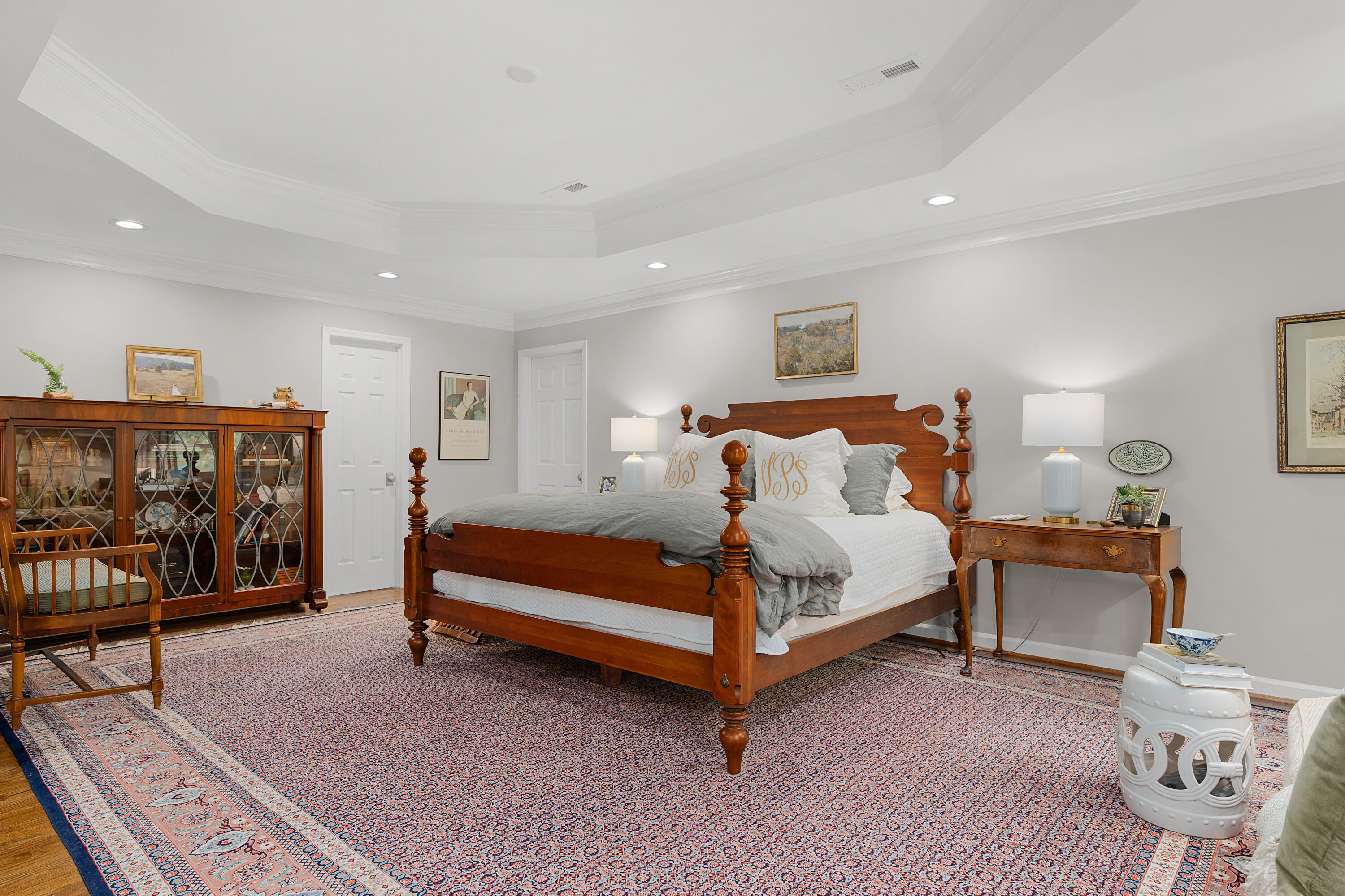 2404 Woodlair Way