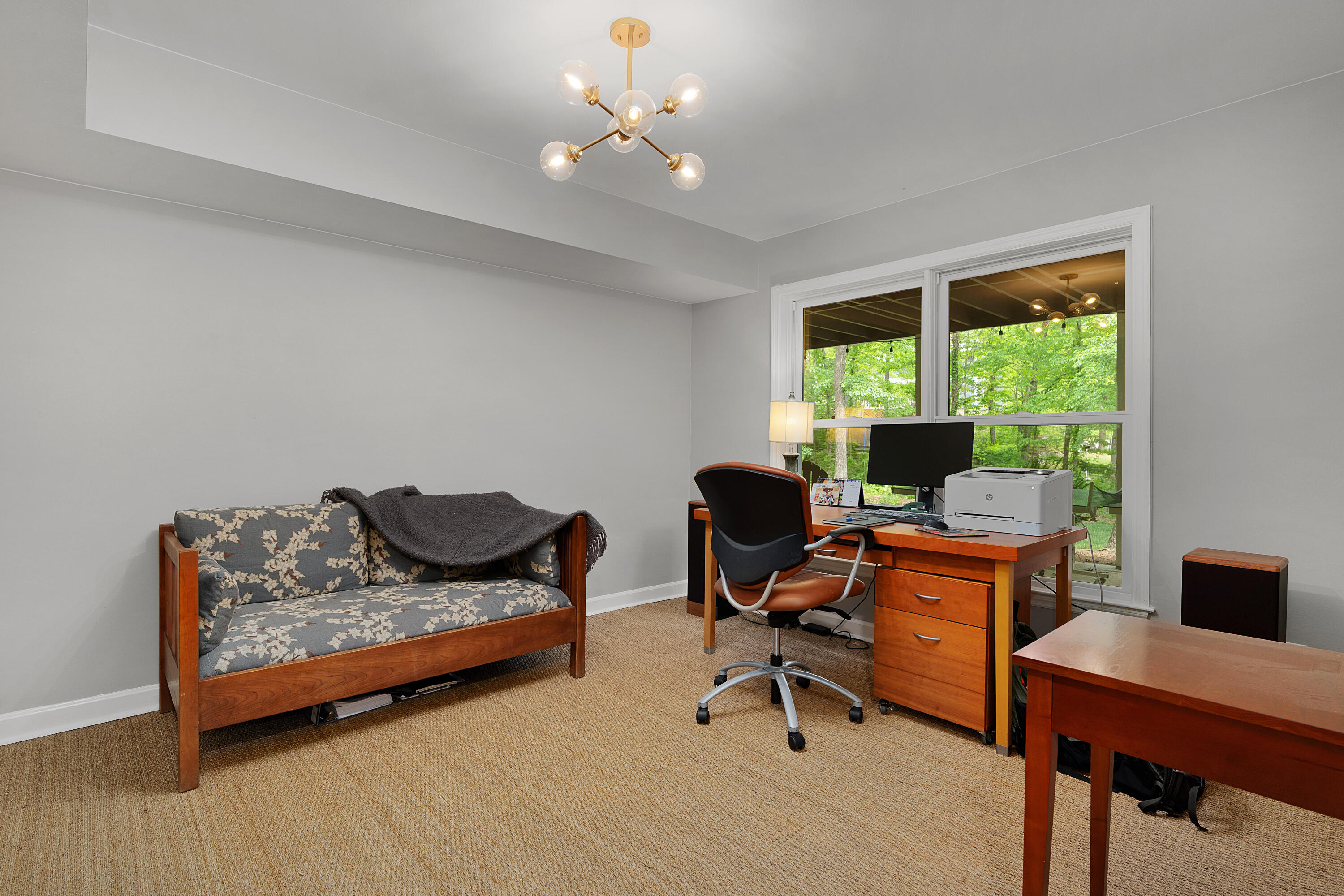2404 Woodlair Way