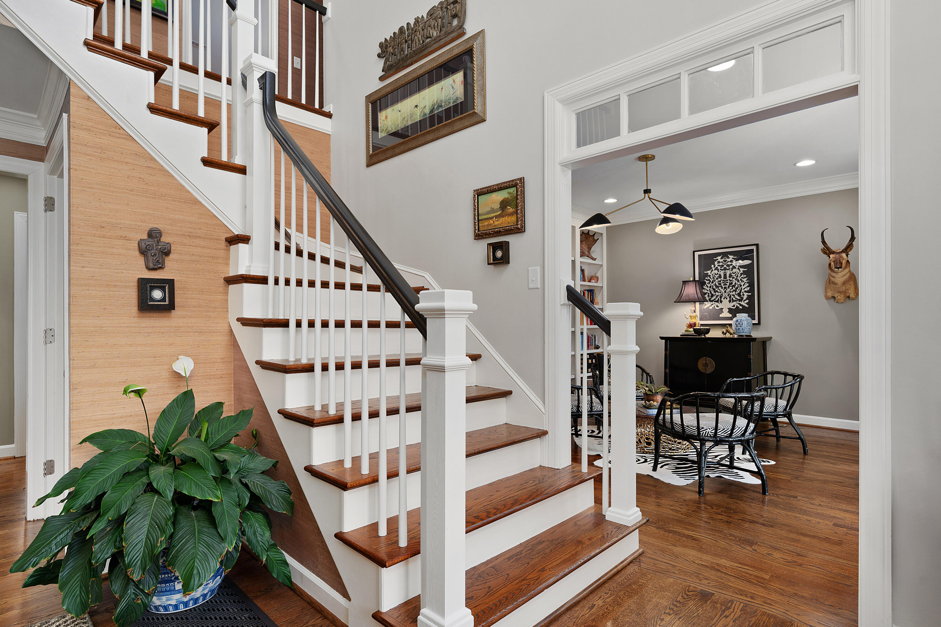 2404 Woodlair Way