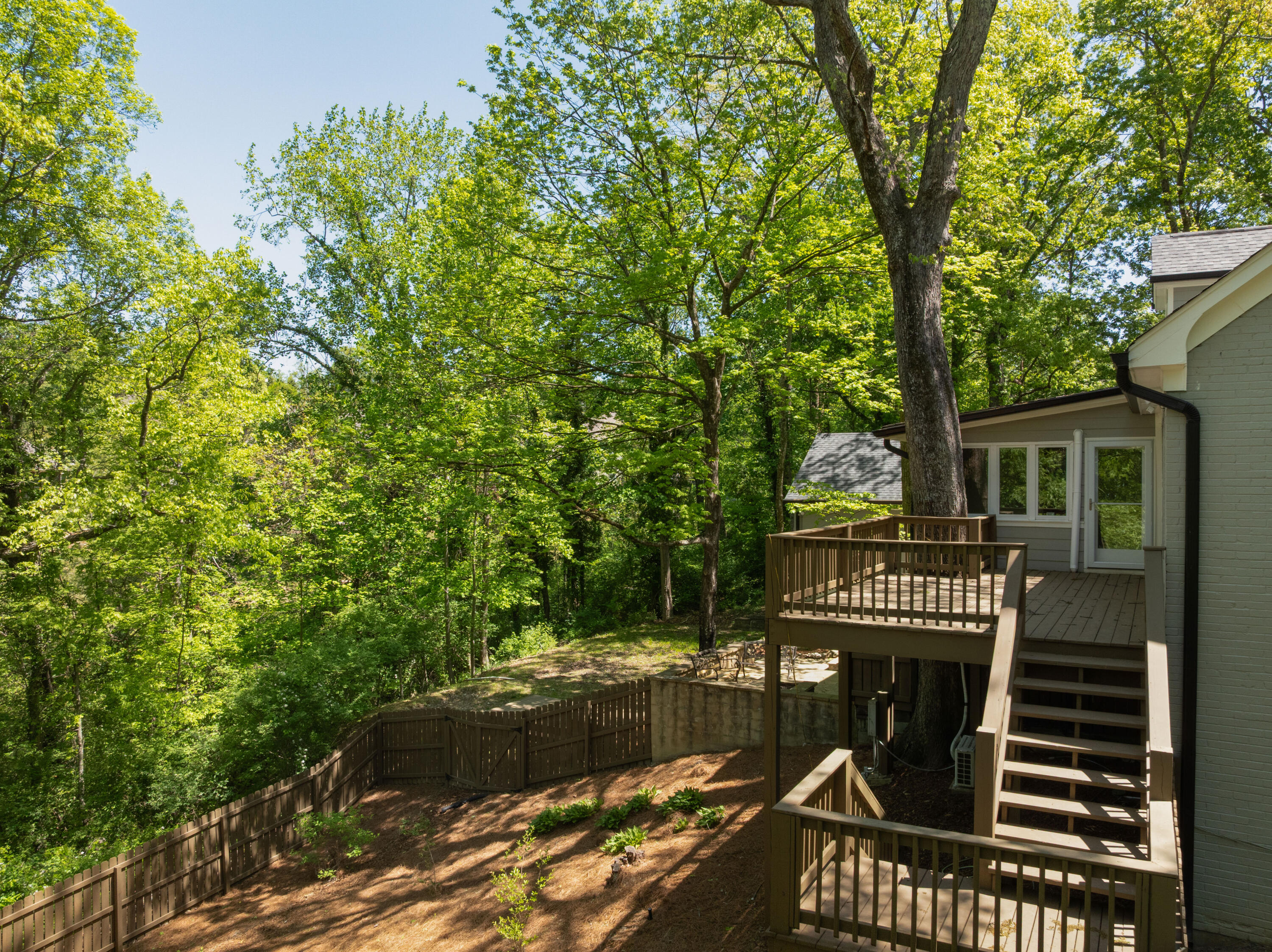 111 Riverpoint Road