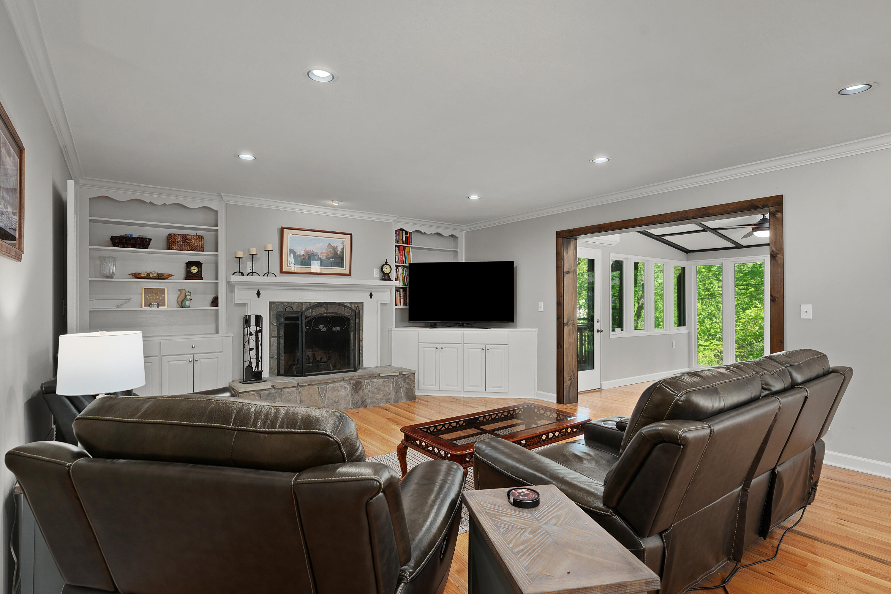 111 Riverpoint Road
