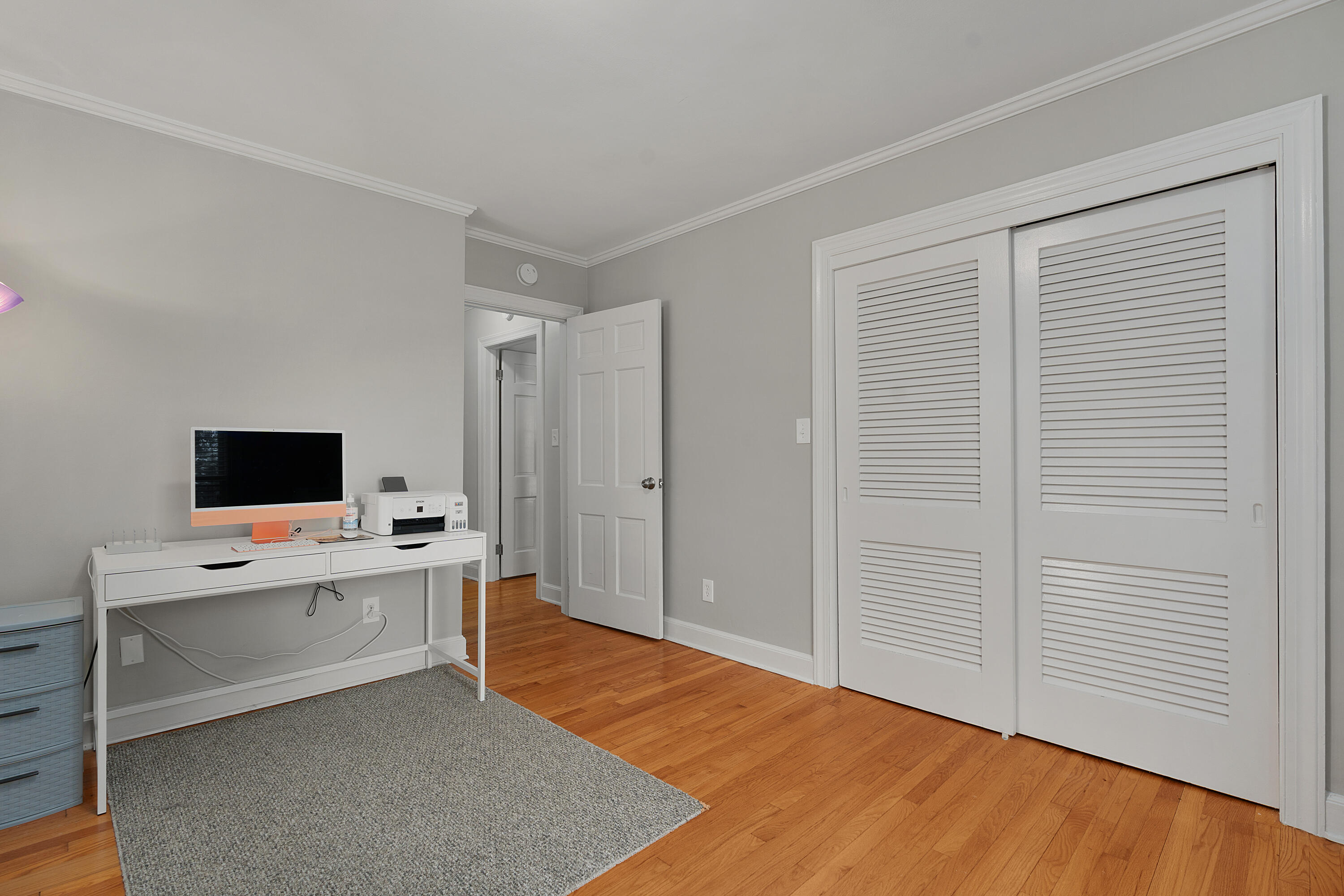 111 Riverpoint Road