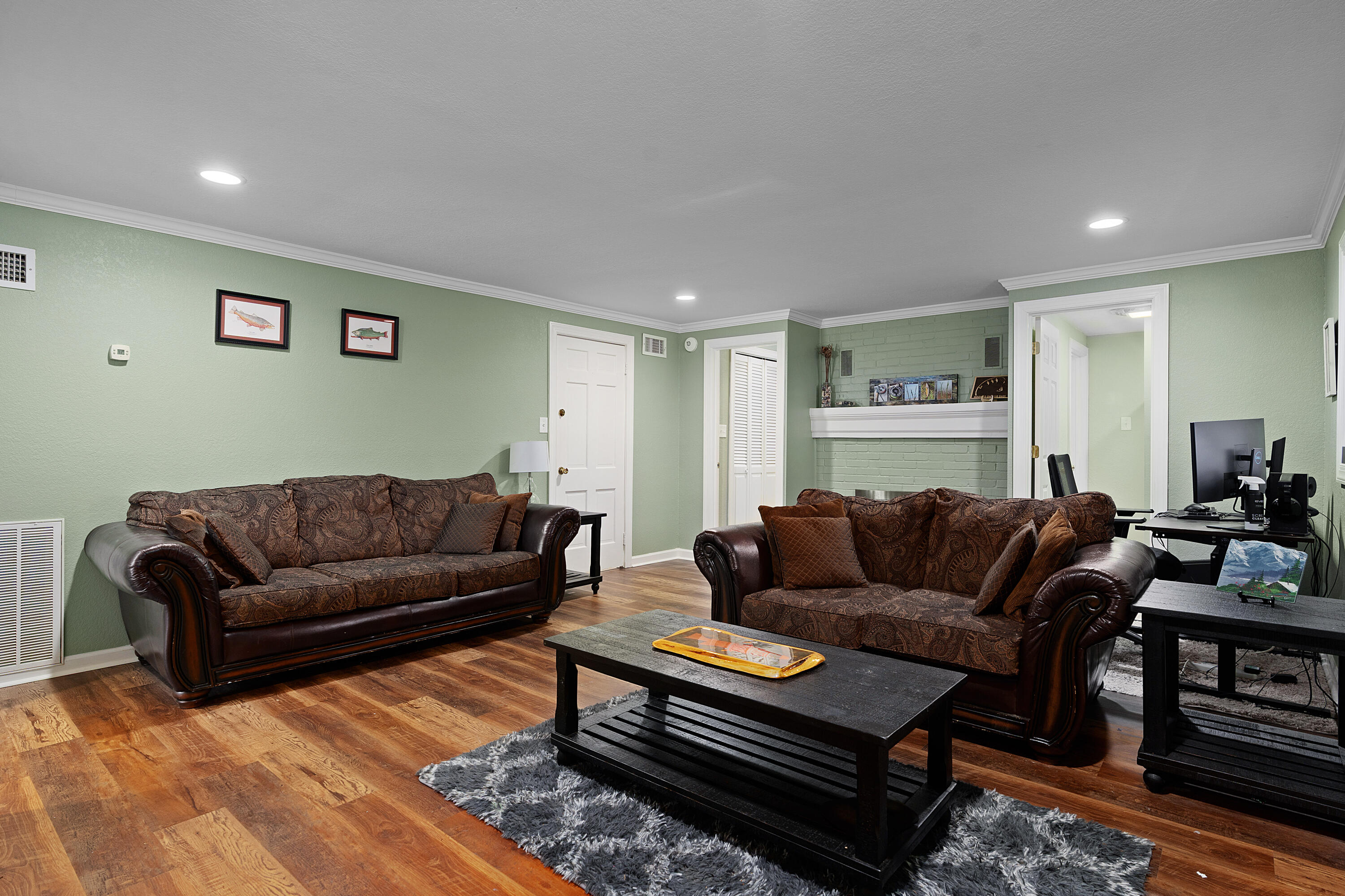 111 Riverpoint Road