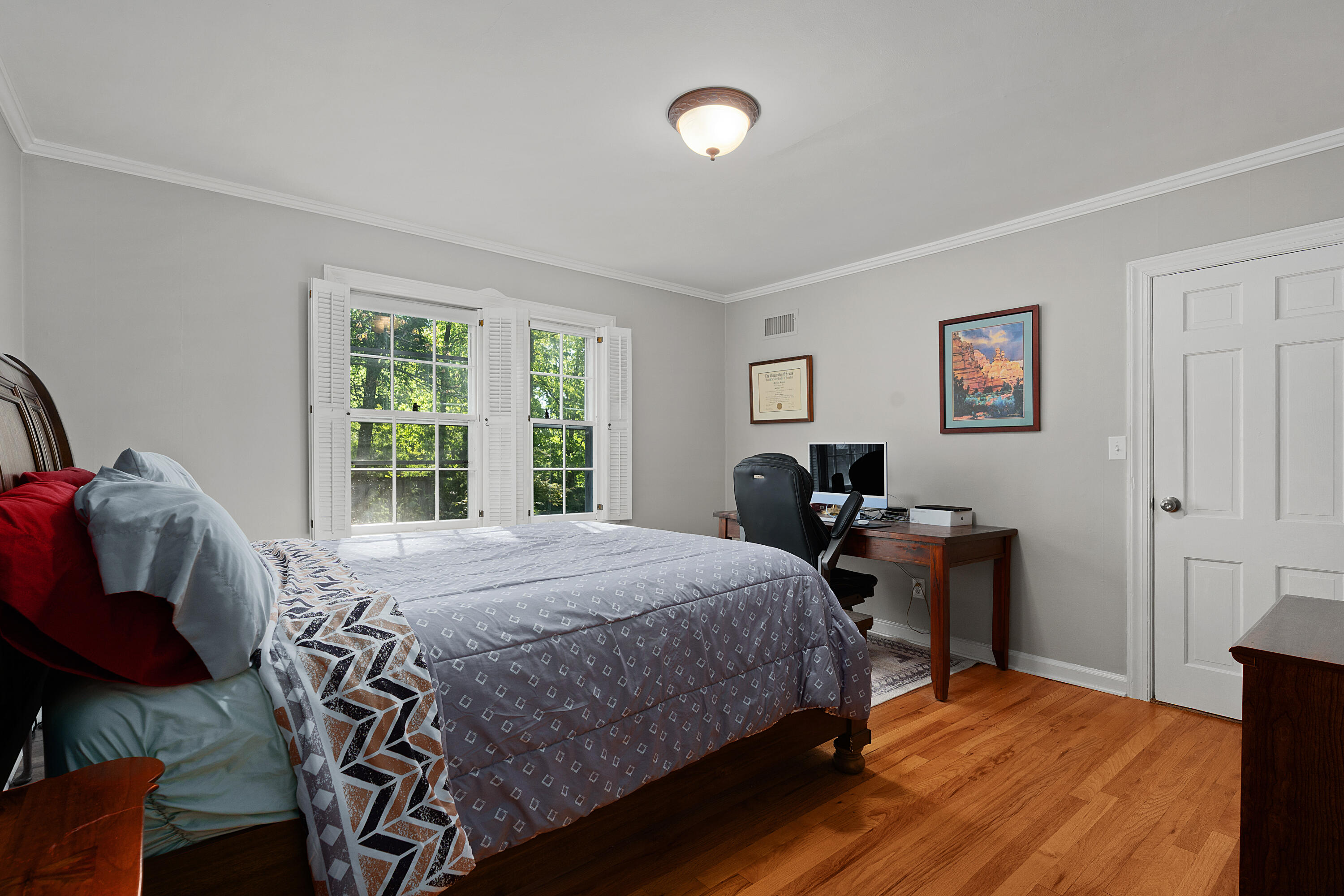 111 Riverpoint Road