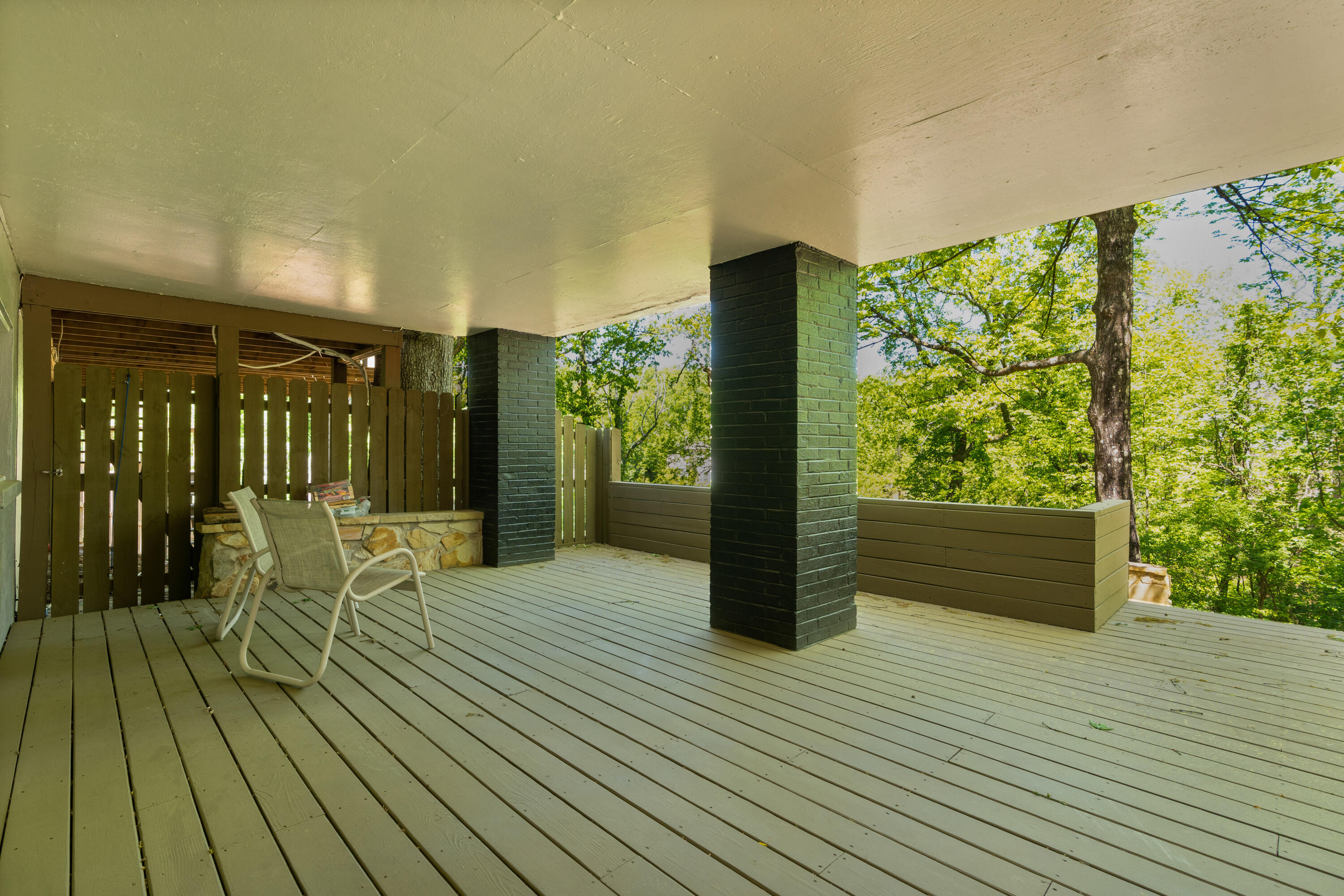 111 Riverpoint Road