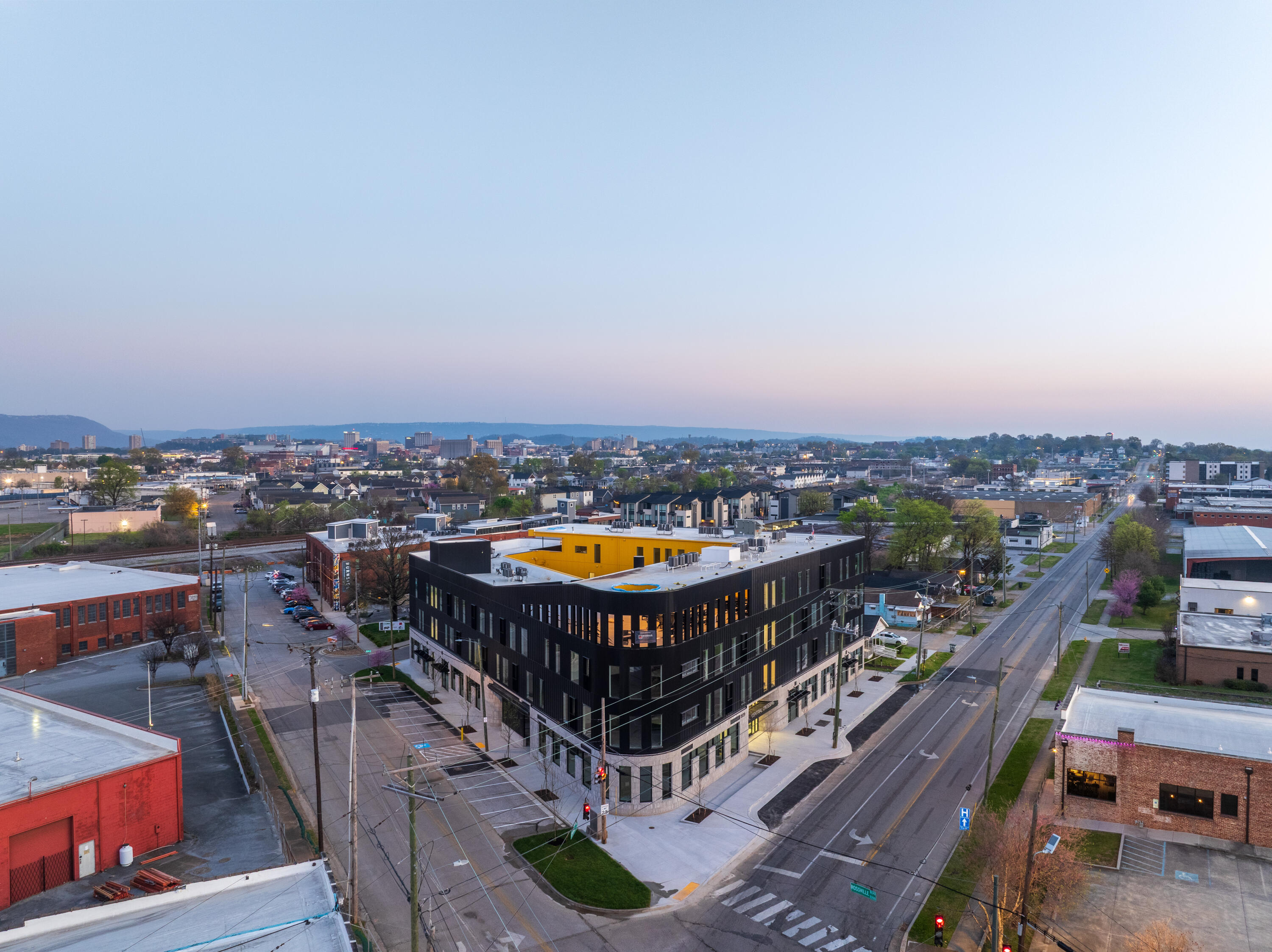1939 Central Avenue, 225