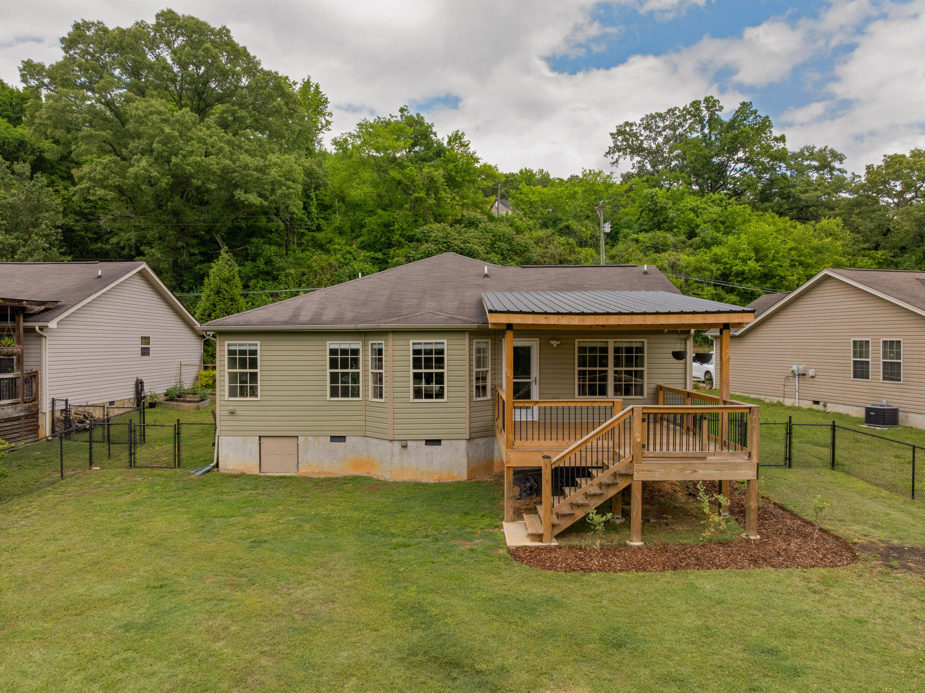 2774 Forest Road