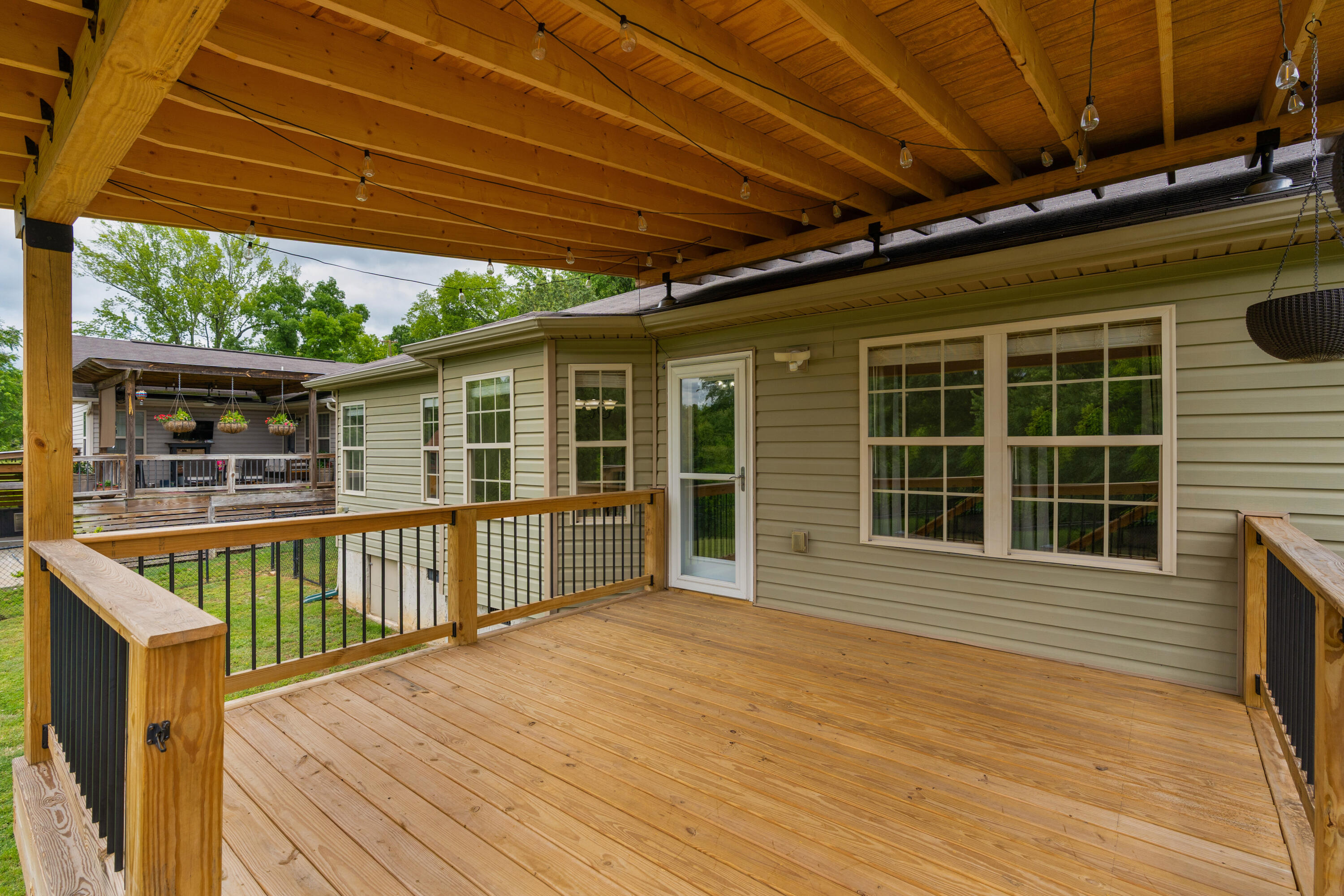 2774 Forest Road