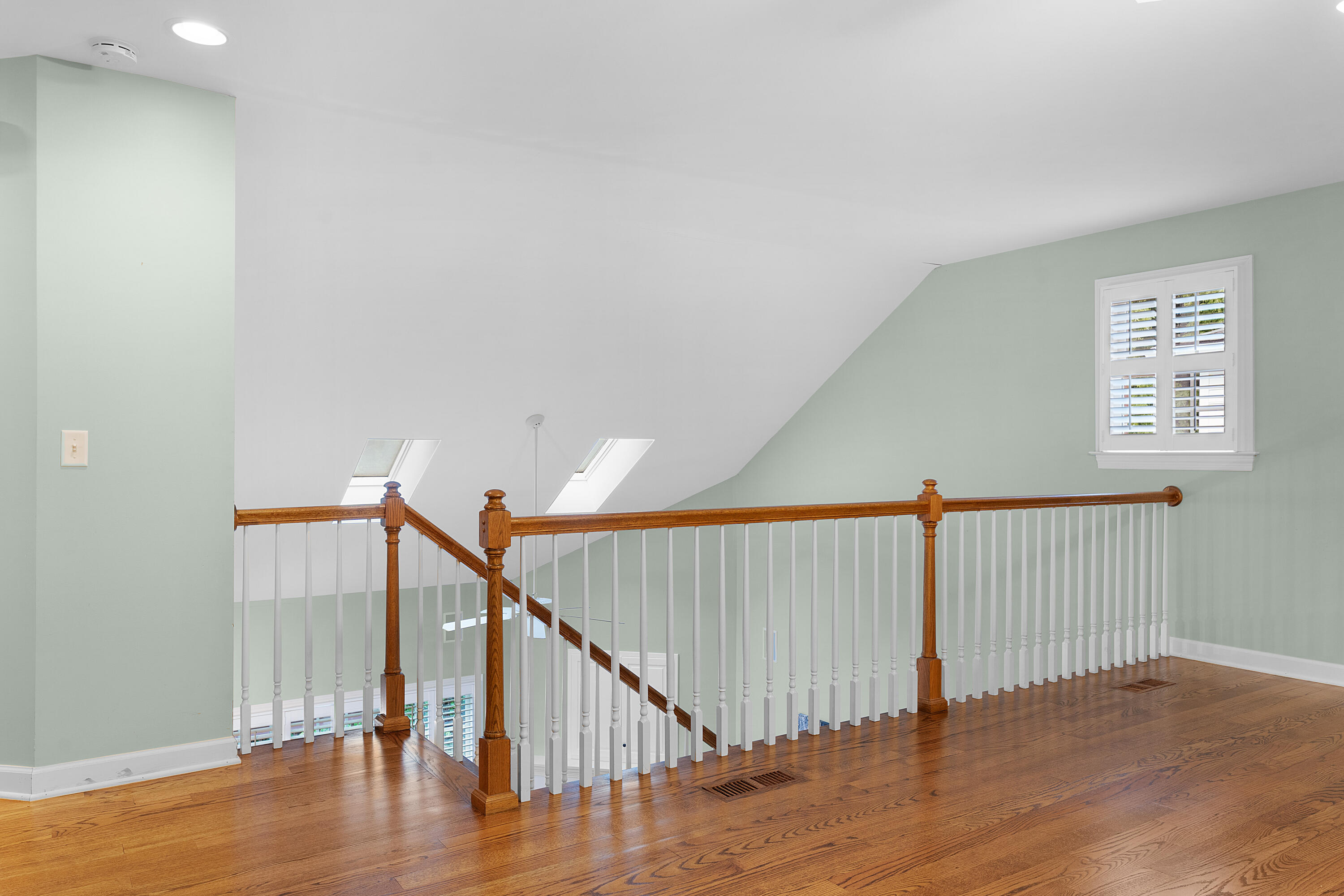 1050 Candlewick Court