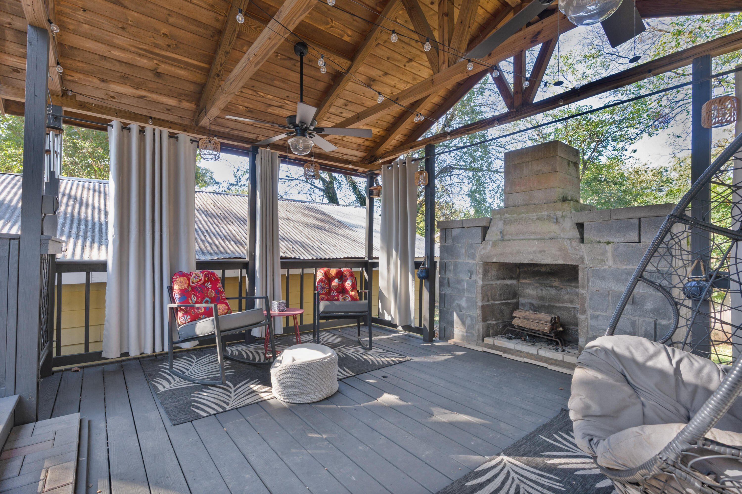3909 Memphis Drive