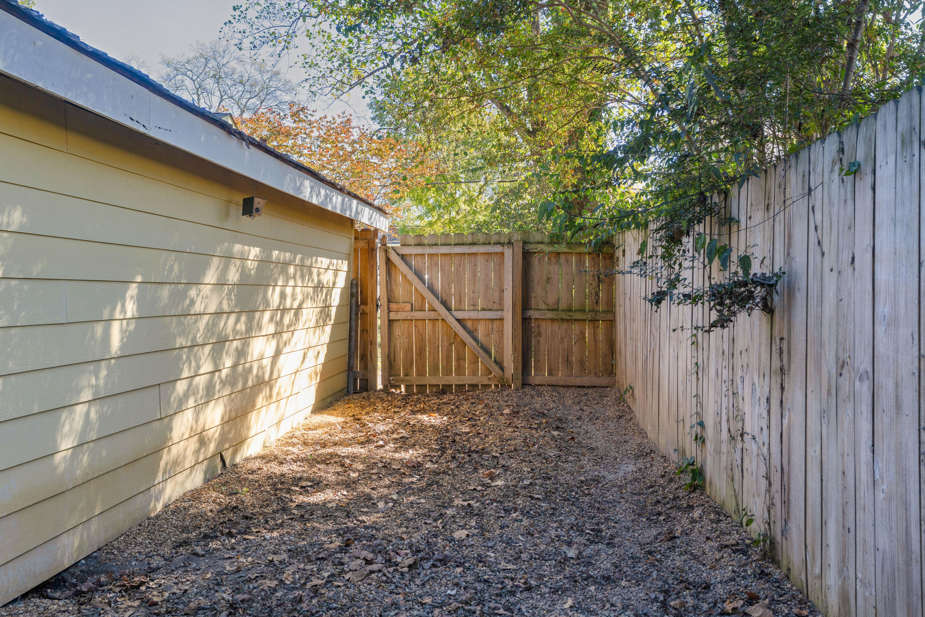 3909 Memphis Drive