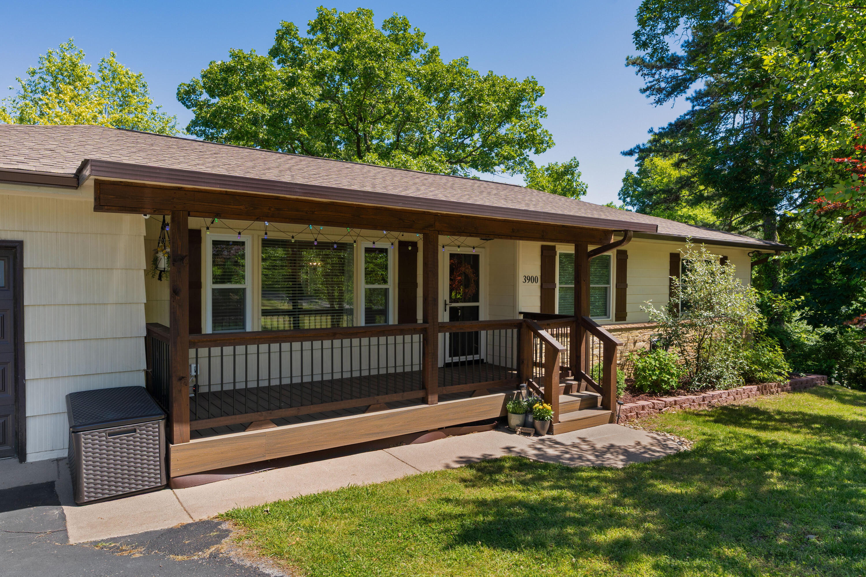 3900 Laird Lane