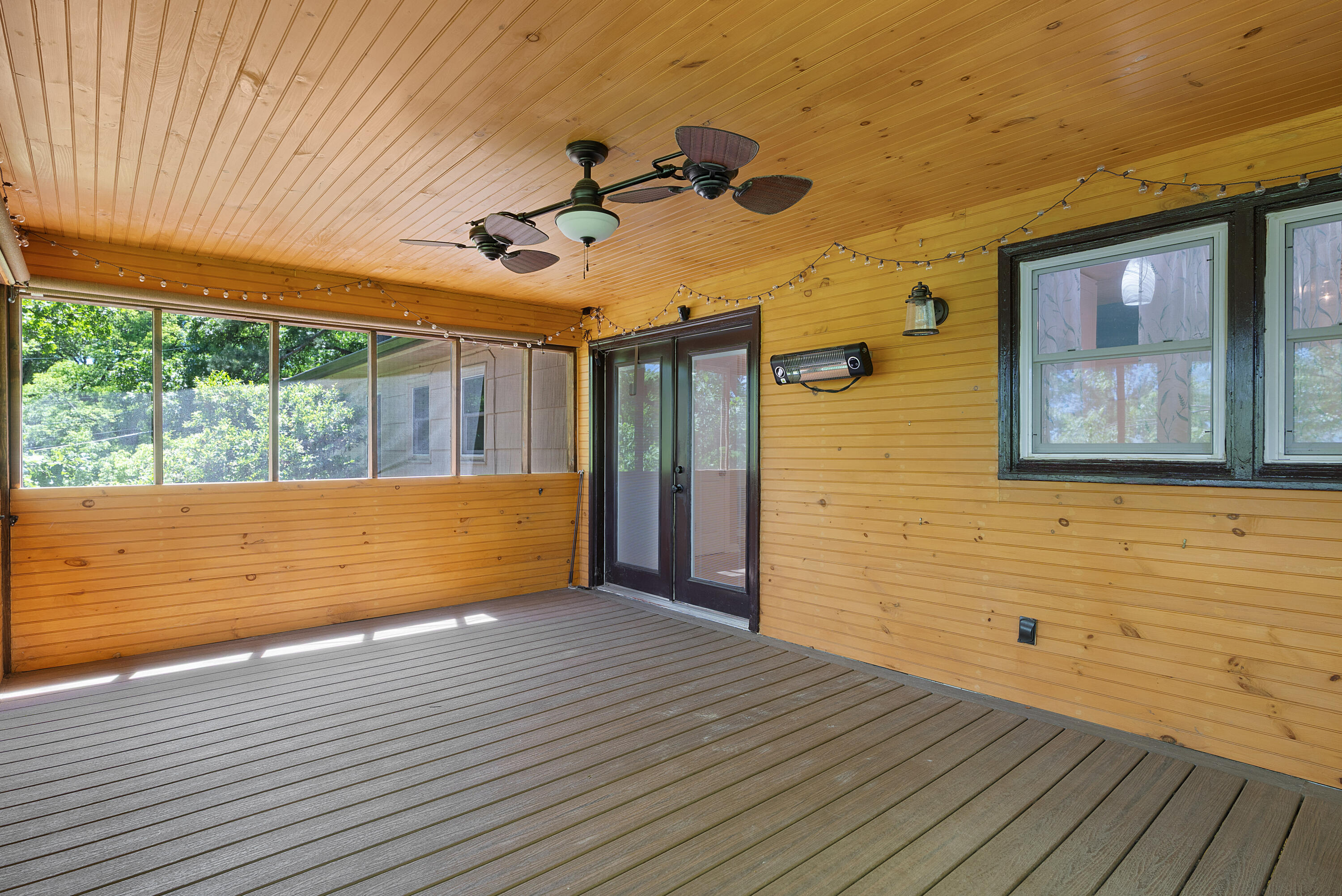 3900 Laird Lane