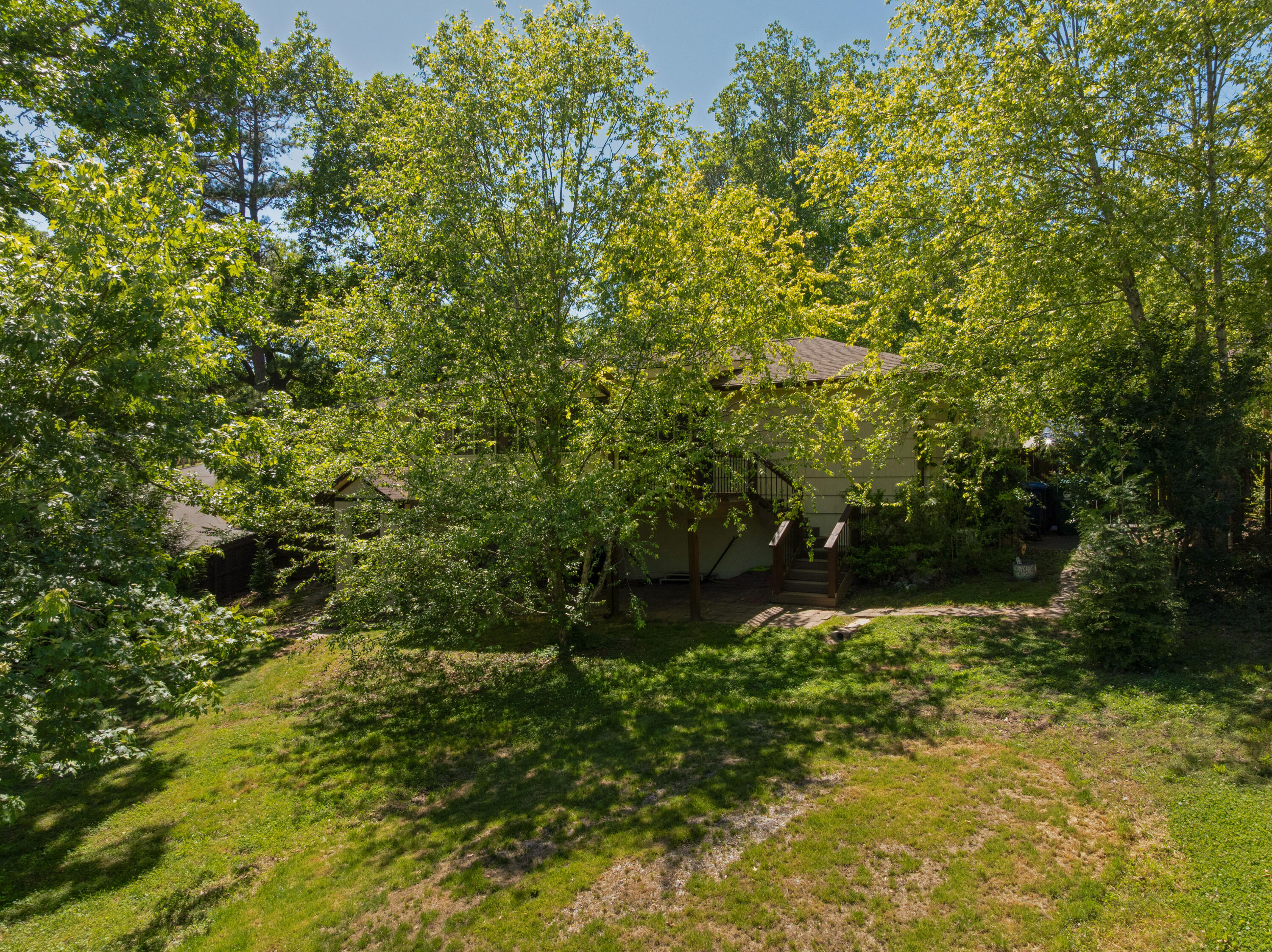 3900 Laird Lane