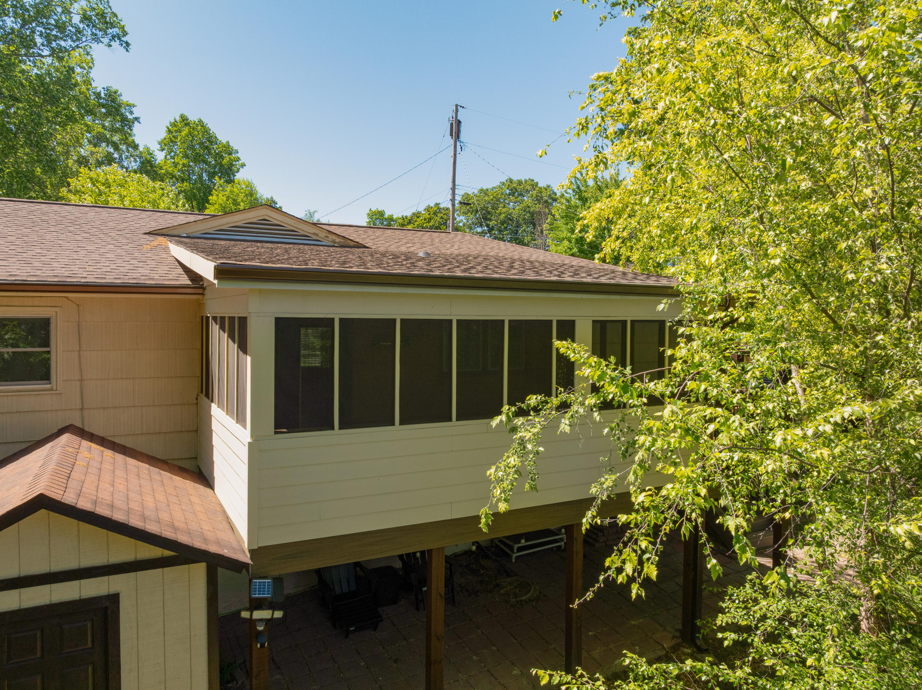 3900 Laird Lane