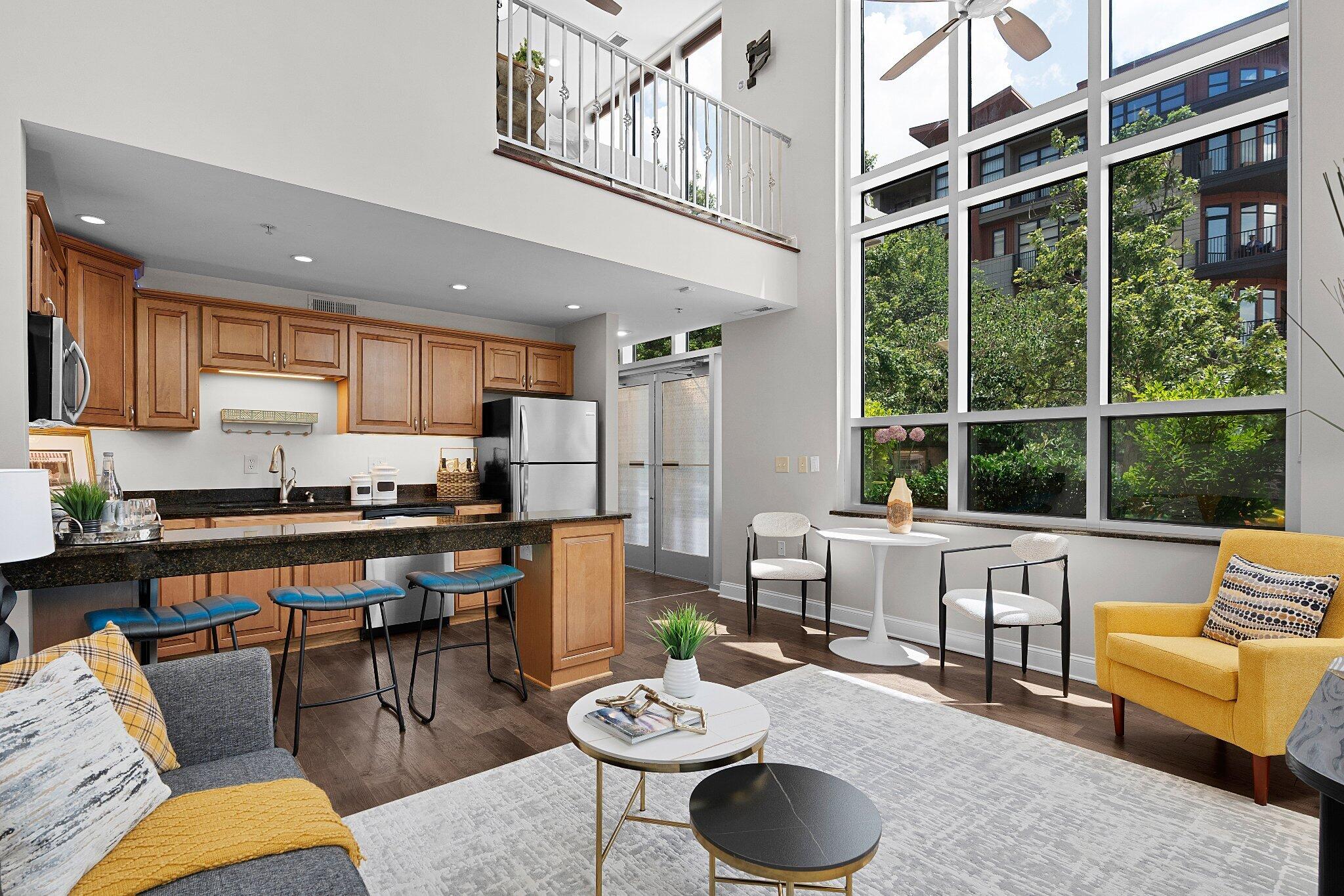 99 Walnut Street, 103