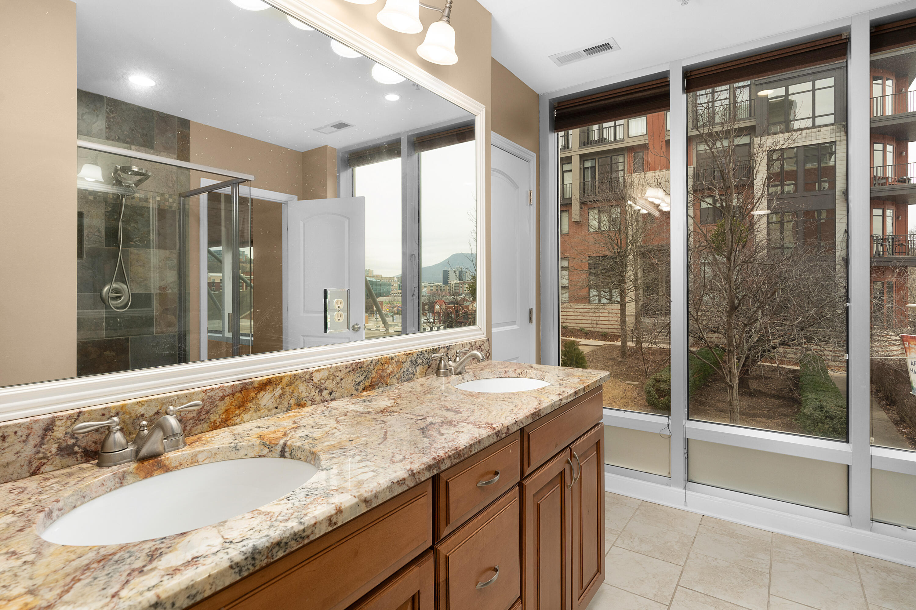 99 Walnut Street, 103