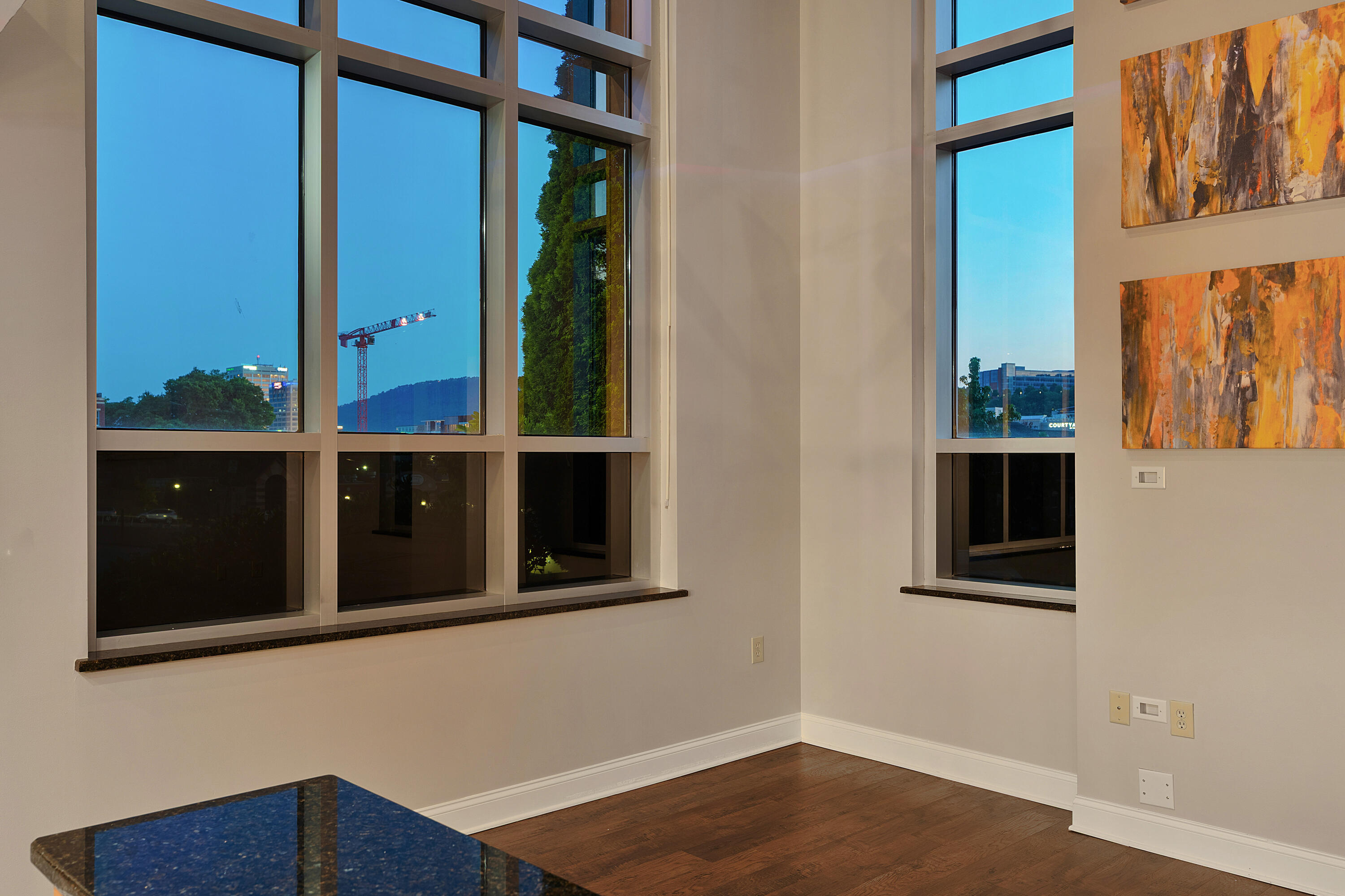 99 Walnut Street, 103