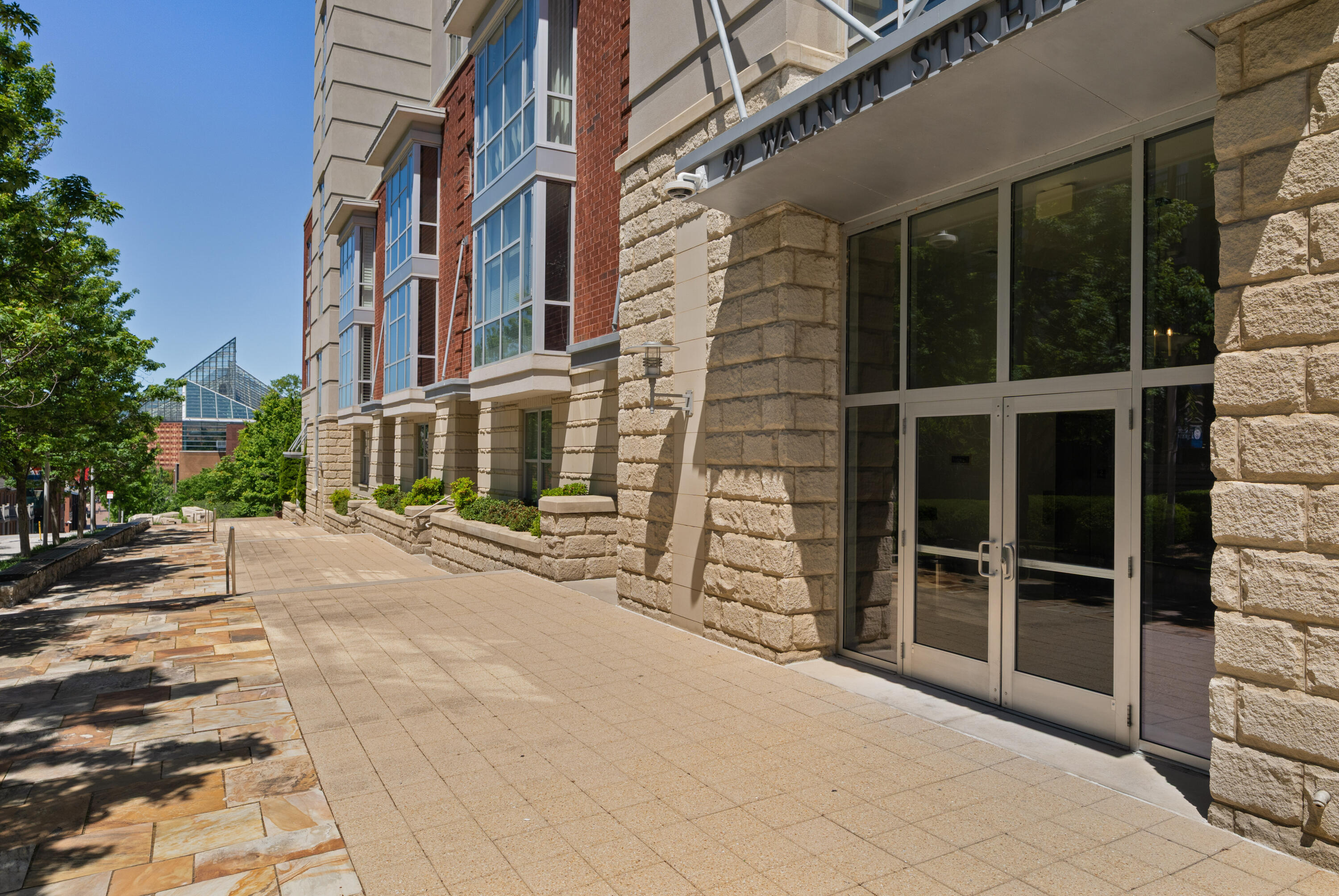 99 Walnut Street, 103