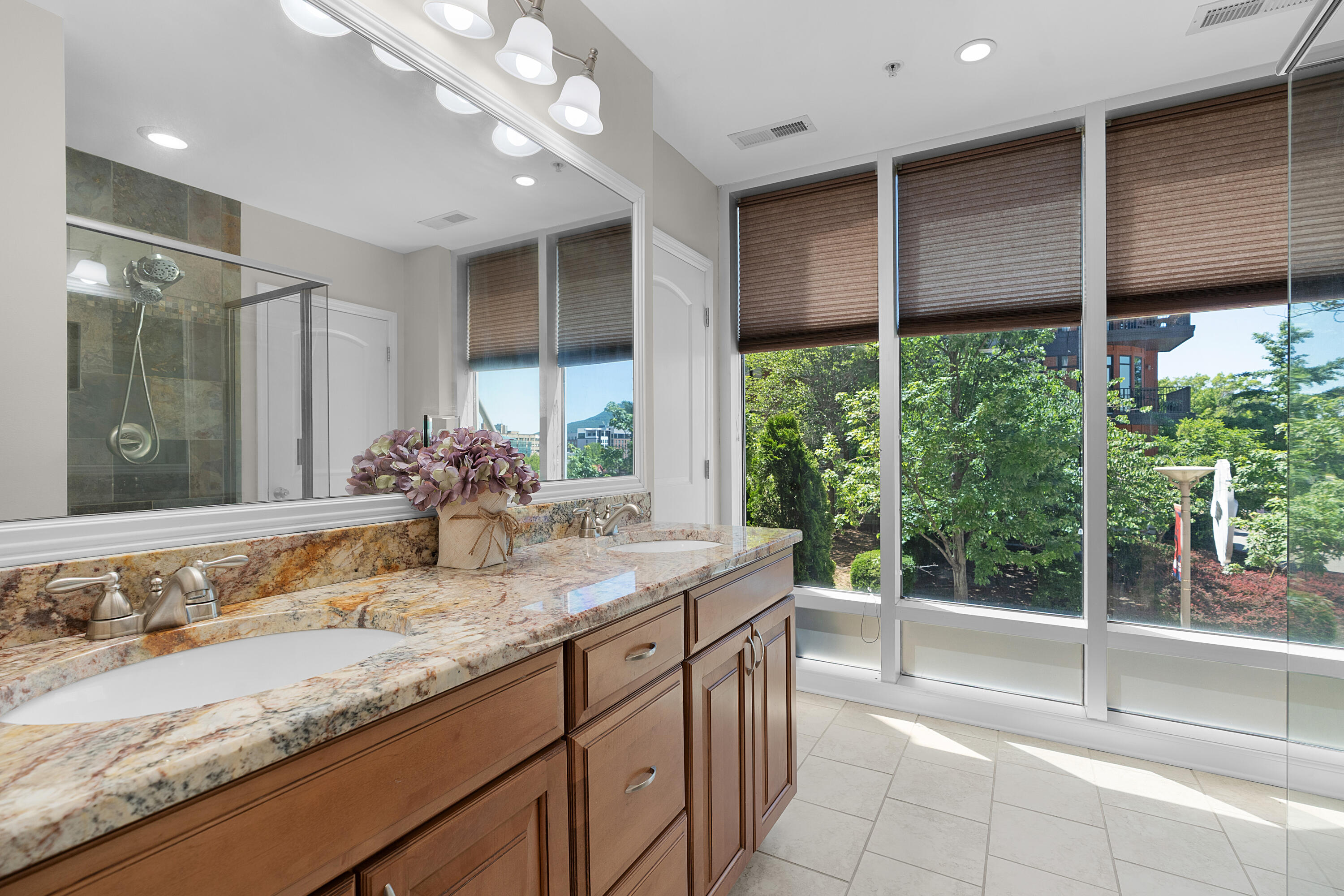 99 Walnut Street, 103