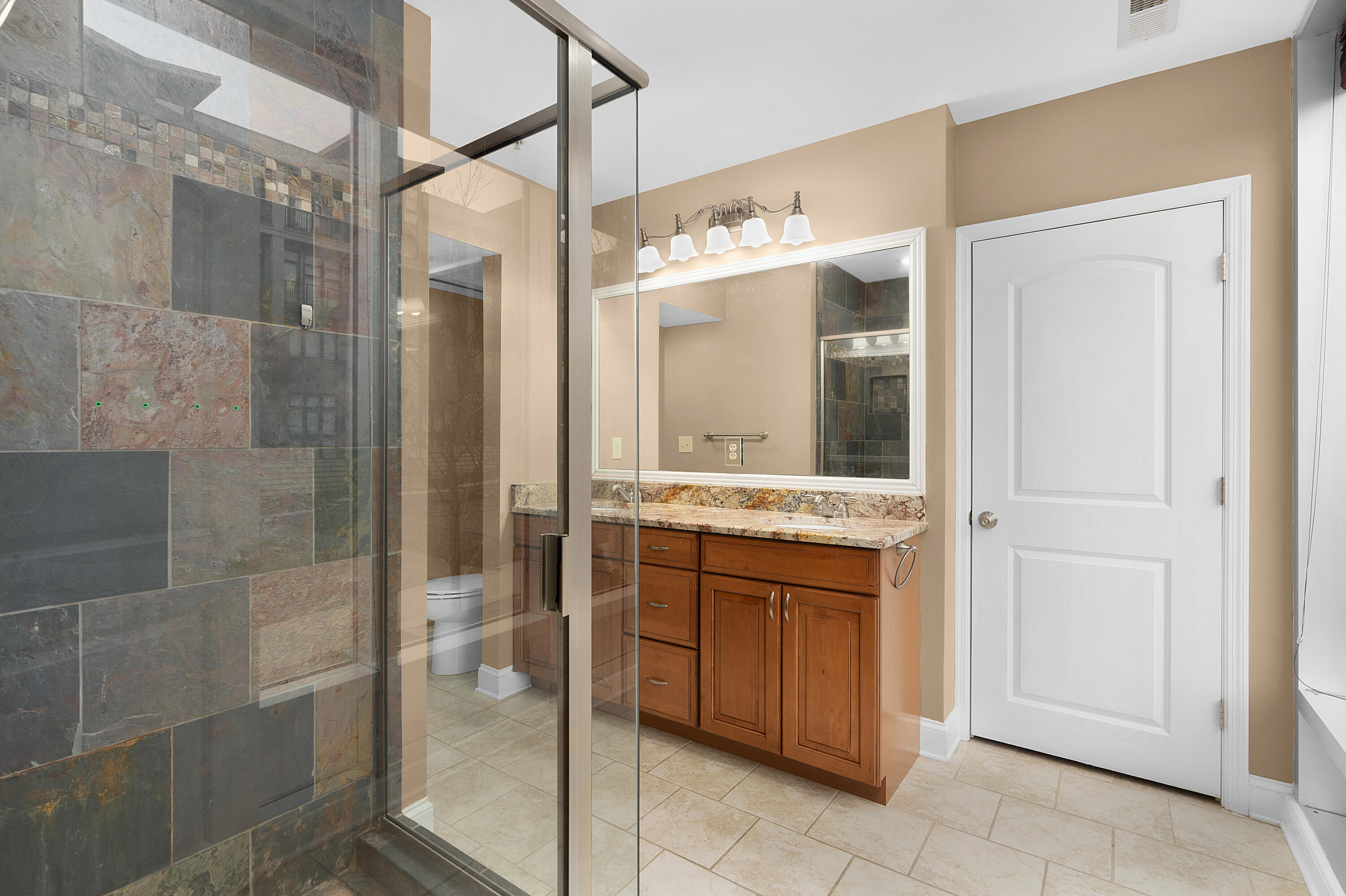 99 Walnut Street, 103